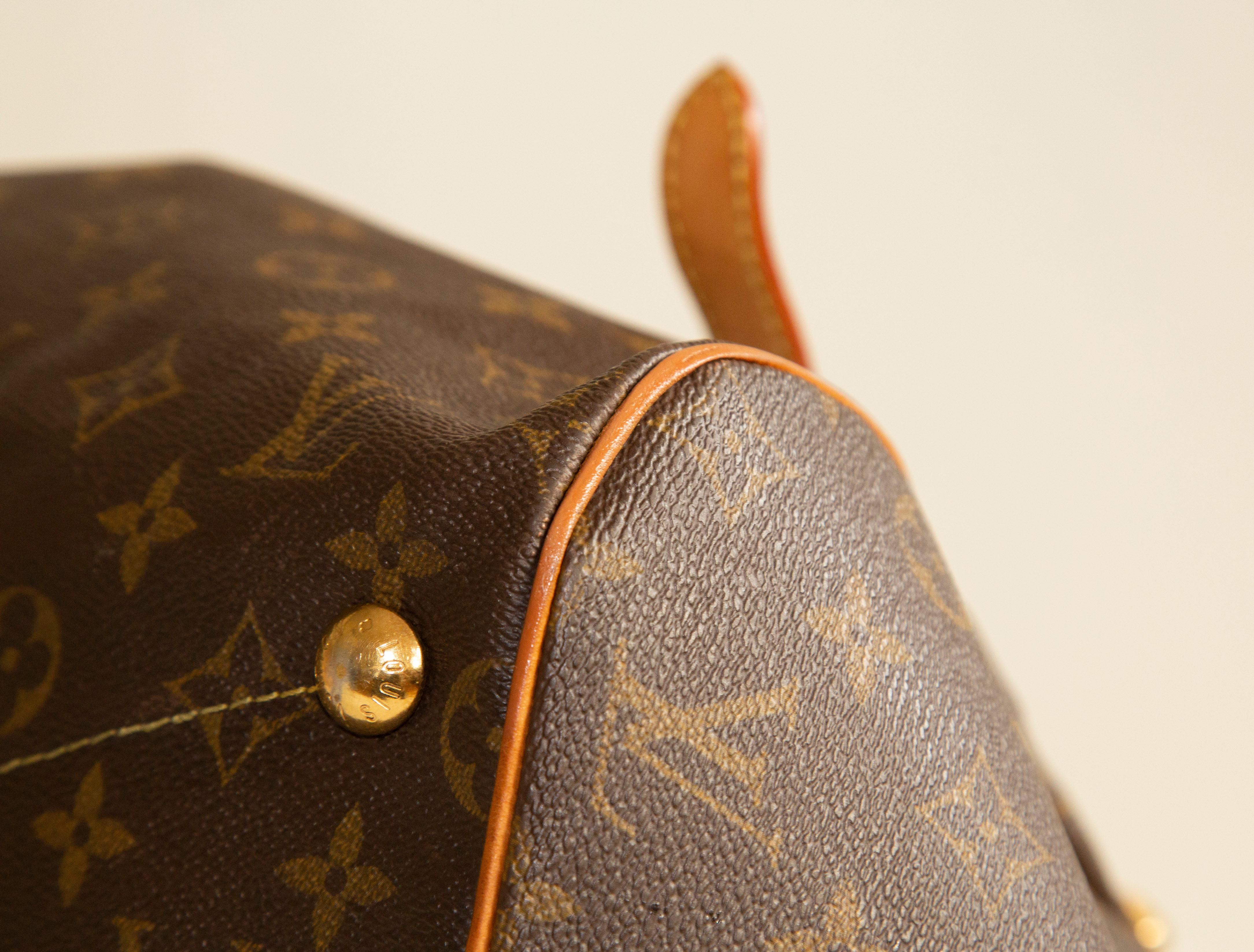 2000s Louis Vuitton Brown Monogram Tivoli GM Handbag Shoulder bag For Sale 10