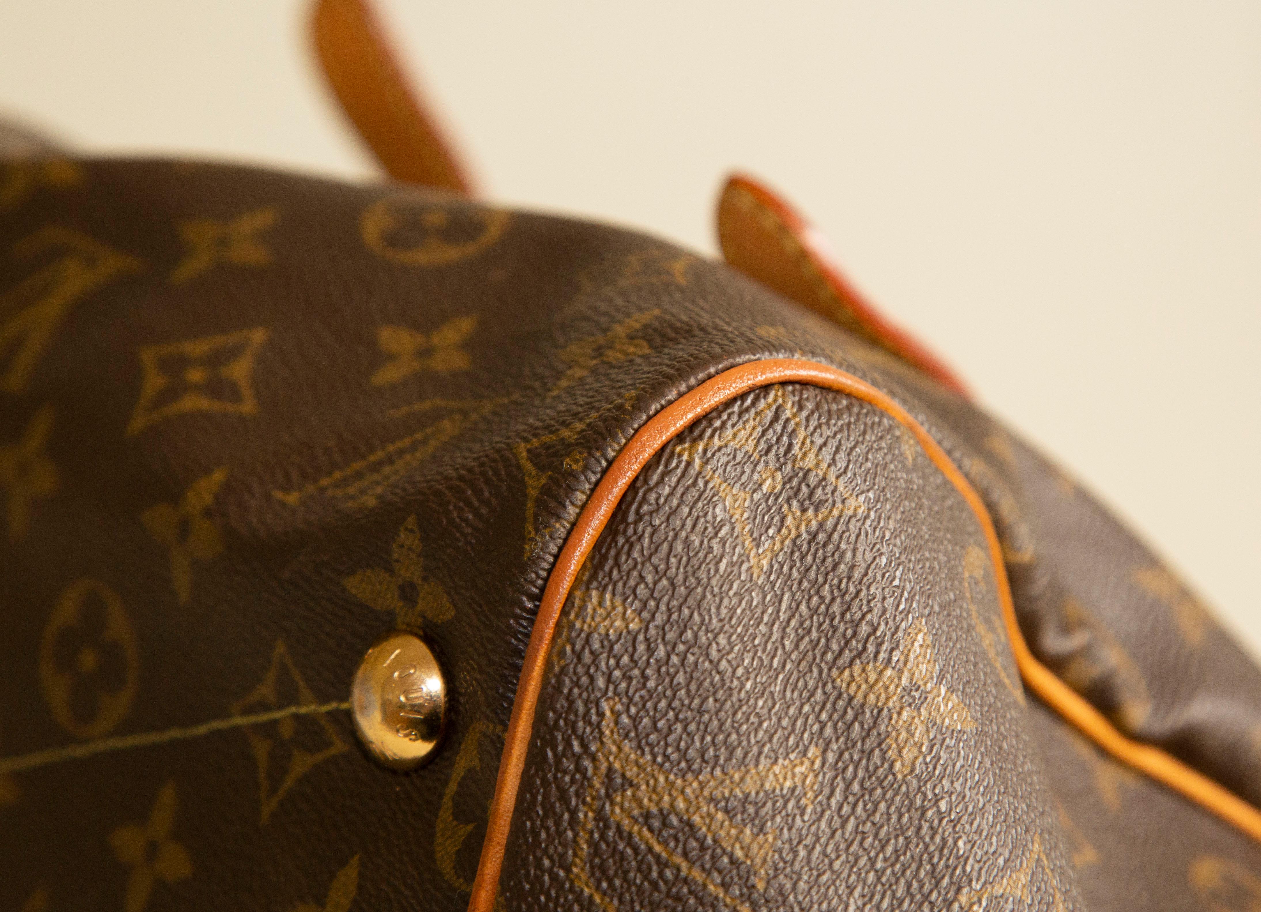 2000s Louis Vuitton Brown Monogram Tivoli GM Handbag Shoulder bag For Sale 11