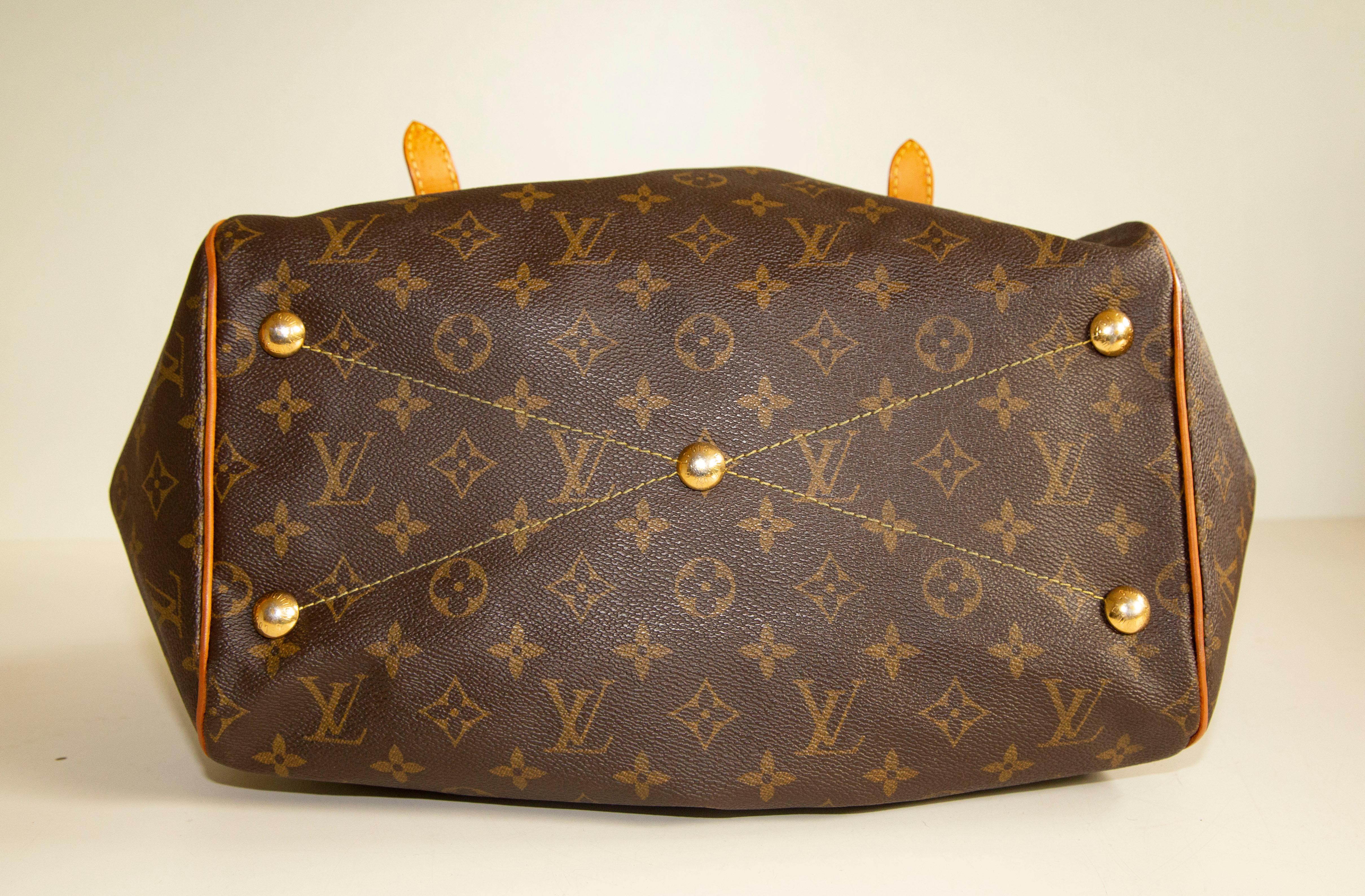 2000s Louis Vuitton Brown Monogram Tivoli GM Handbag Shoulder bag For Sale 2