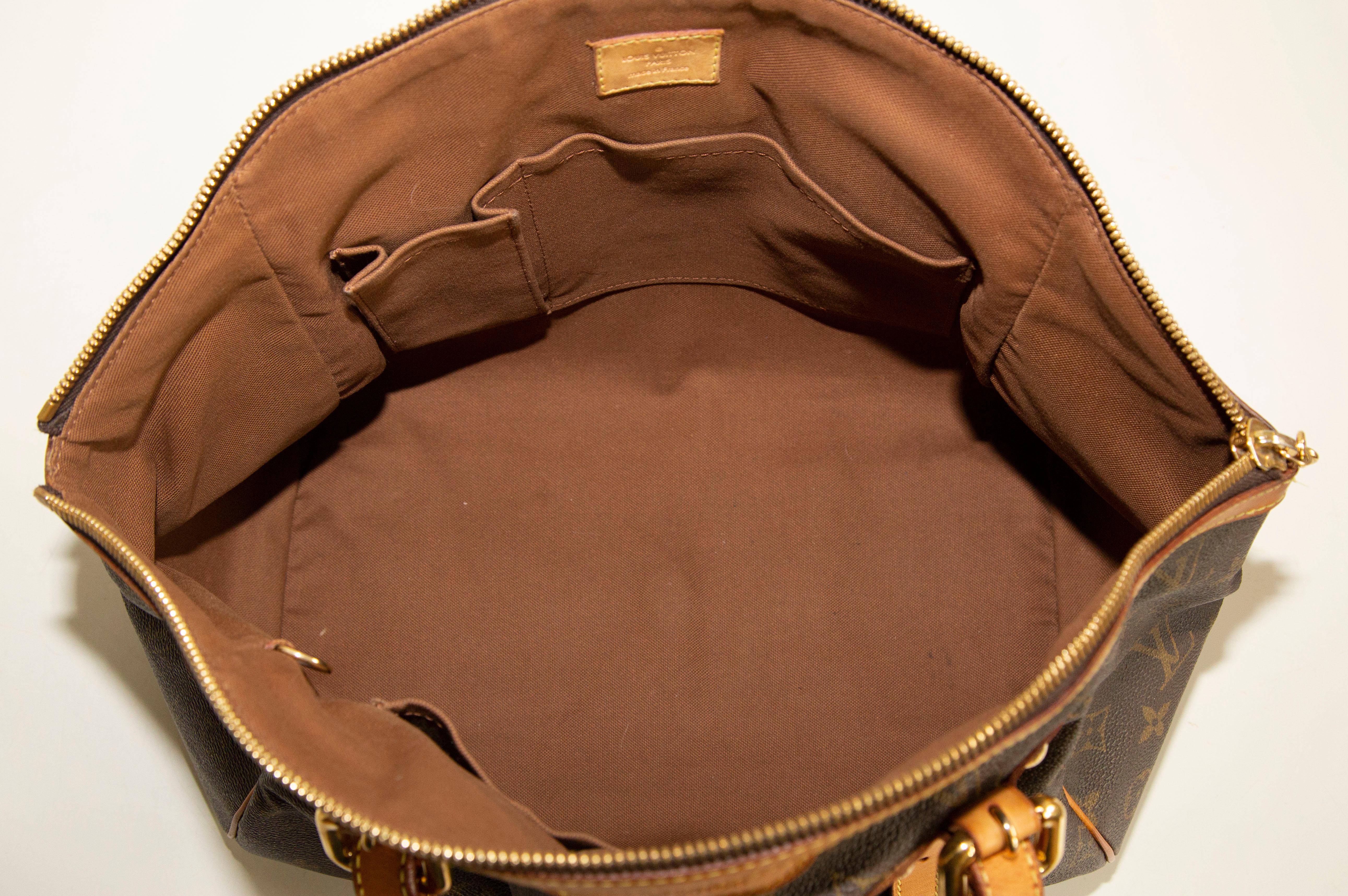 2000s Louis Vuitton Brown Monogram Tivoli GM Handbag Shoulder bag For Sale 4