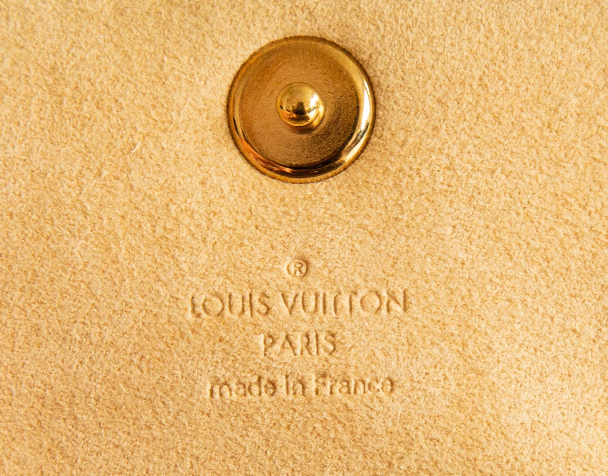 2000s Louis Vuitton Can Cun Crossbody Mini Bag in Brown Monogram Coated Canvas For Sale 4