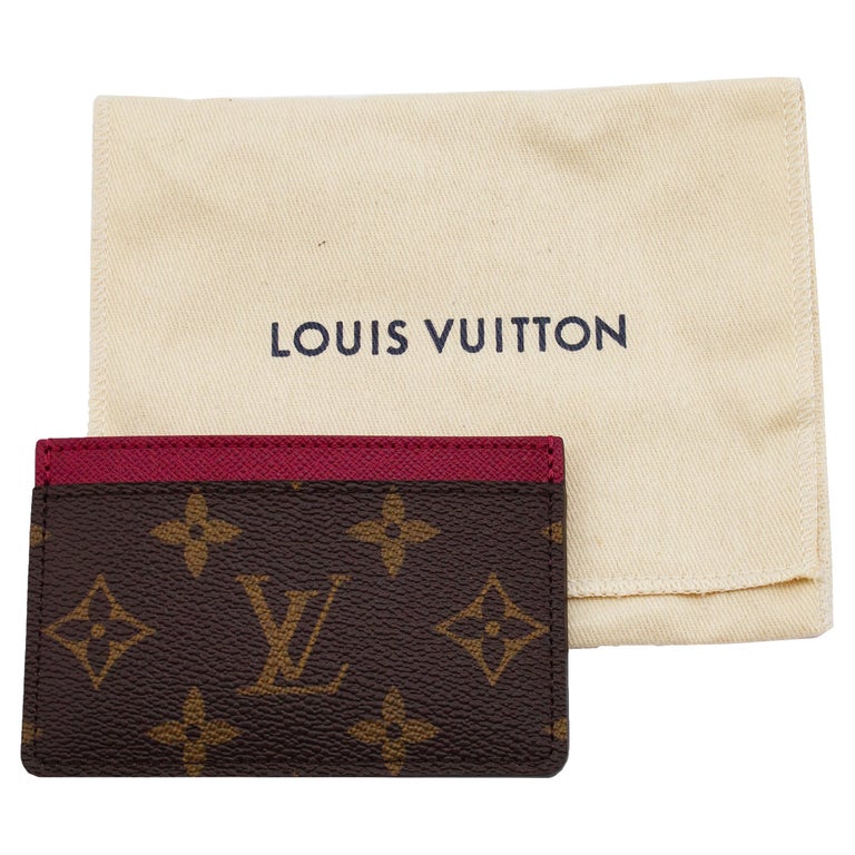 Louis Vuitton Monogram Canvas Etui MM Phone Case at 1stDibs