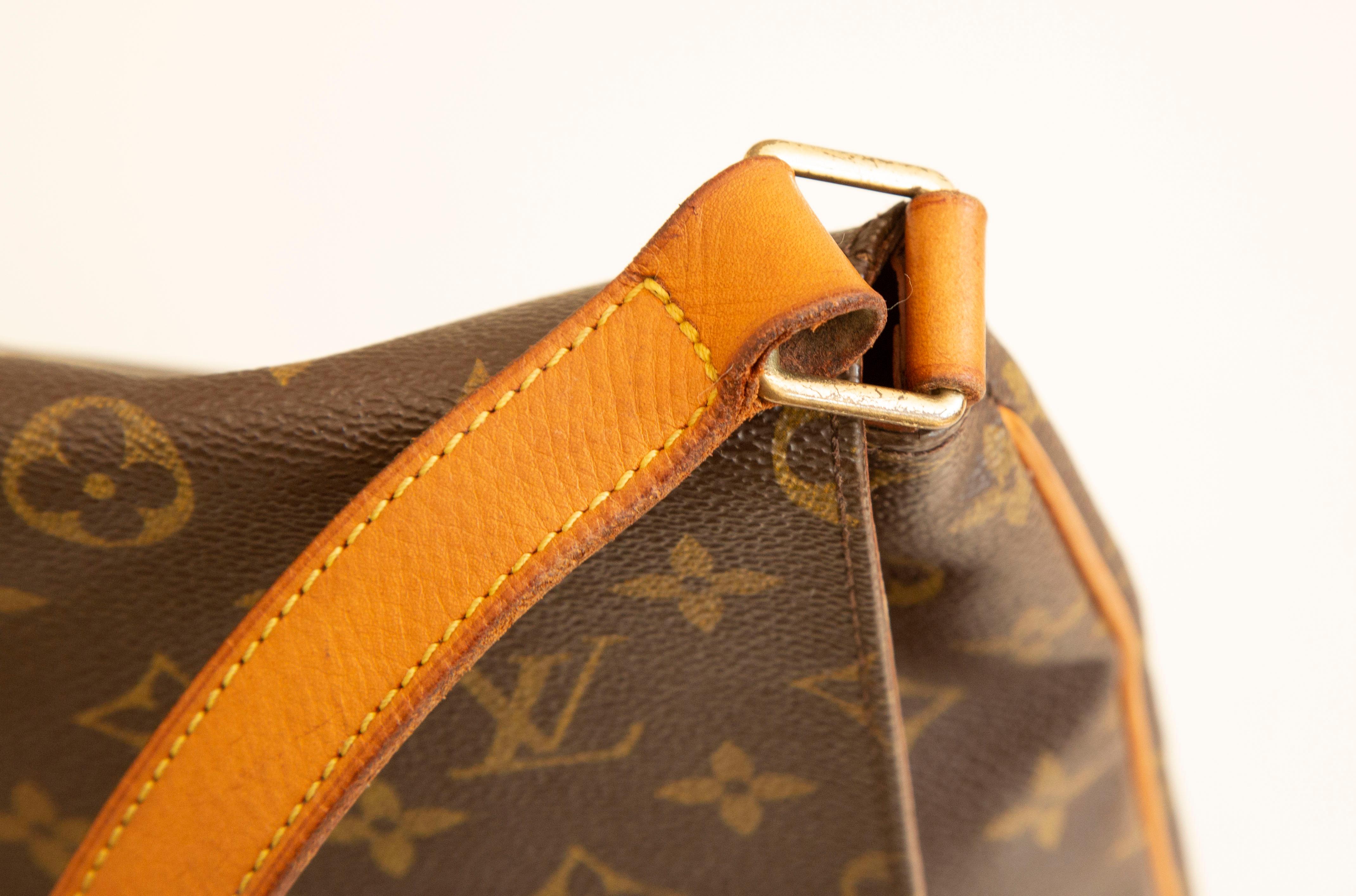 2000s Louis Vuitton Musette Monogram Shoulder/Cross Body Bag For Sale 13