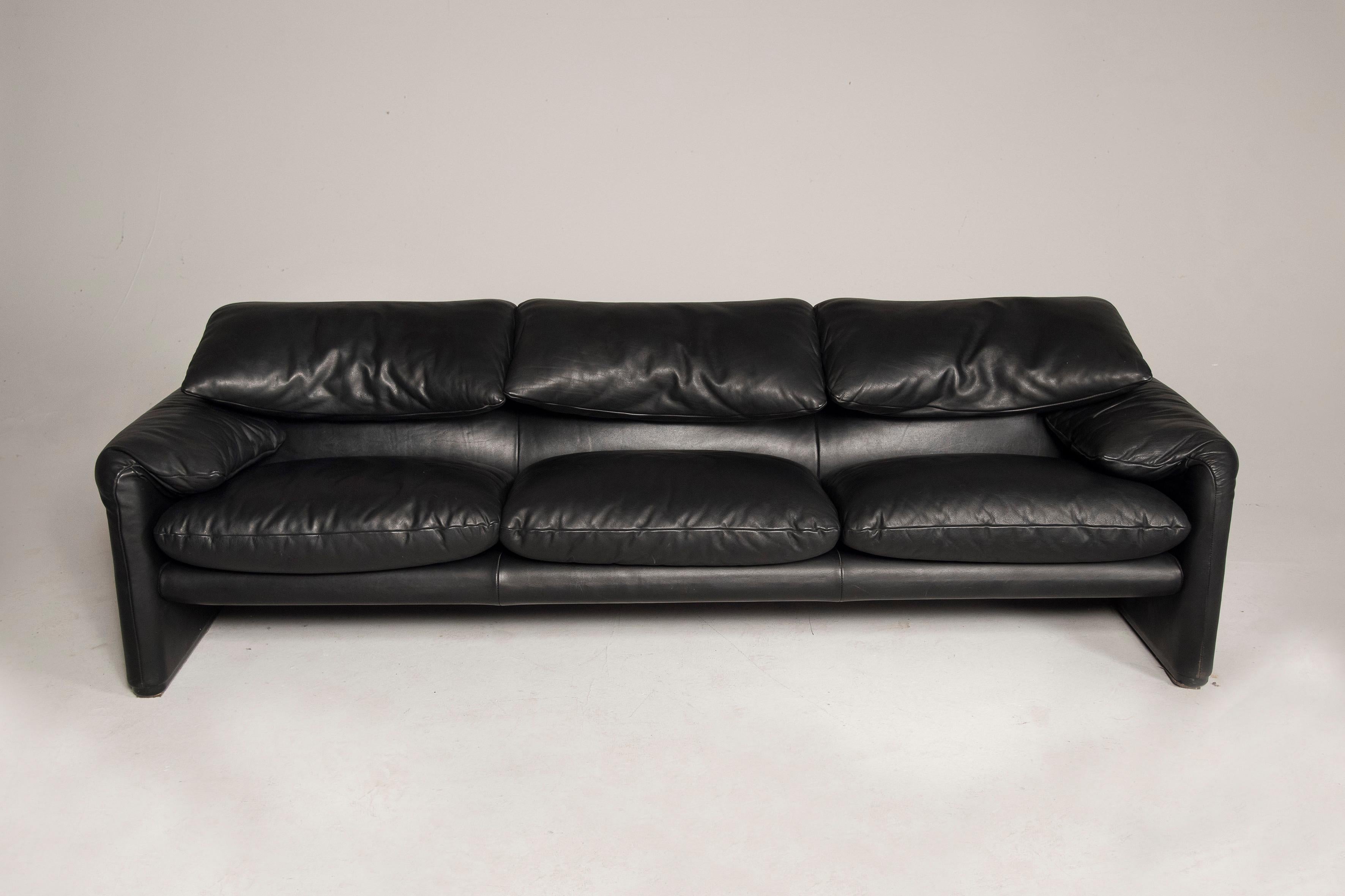 Post-Modern 2000s Magistretti Cassina Black Leather Maralunga Three-Seat Sofa and Armchairs