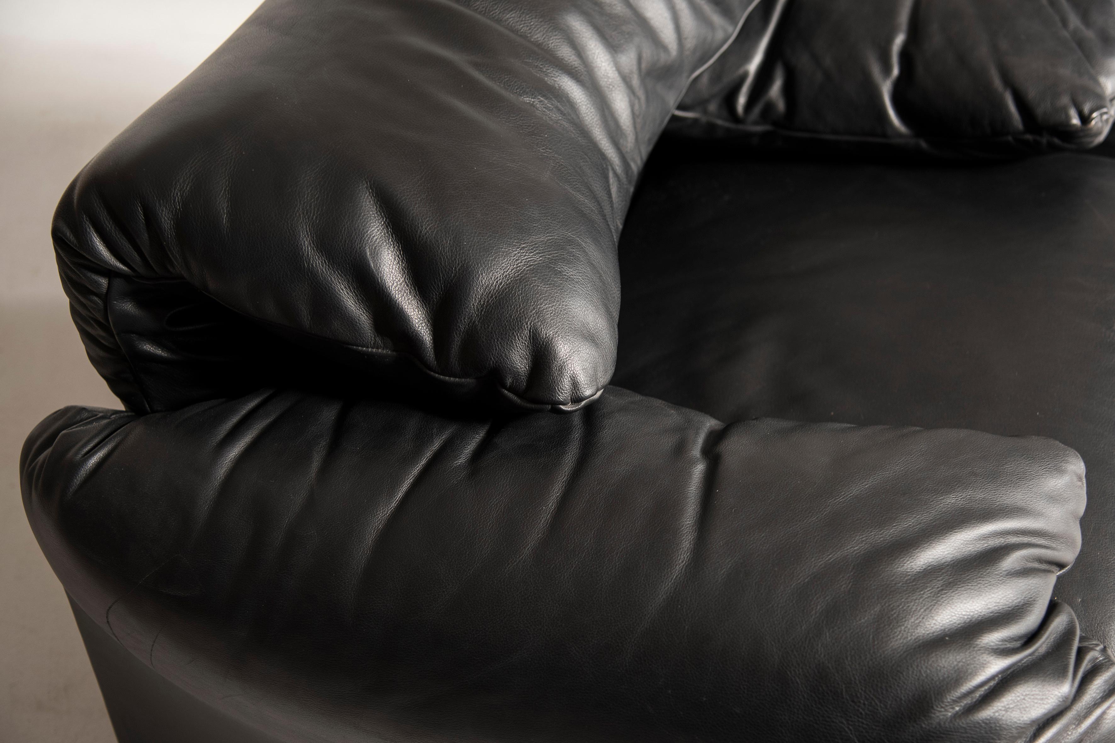 Italian 2000s Magistretti Cassina Black Leather Maralunga Three-Seat Sofa and Armchairs