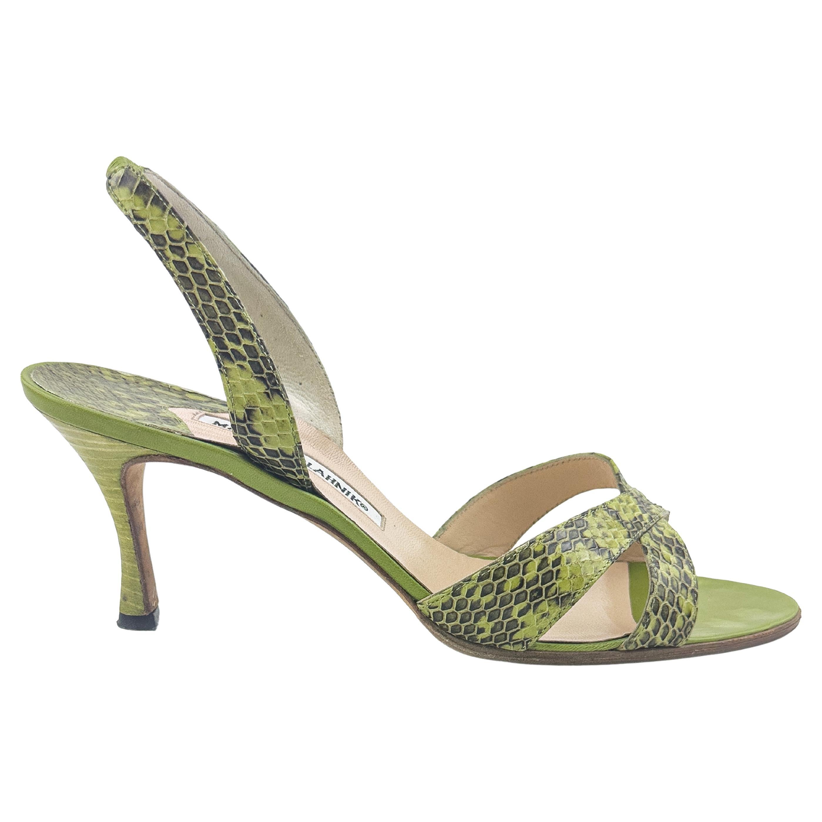 2000er Manolo Blahnik Grüne Callasli-Sandalen mit Slingback-Sandalen im Angebot