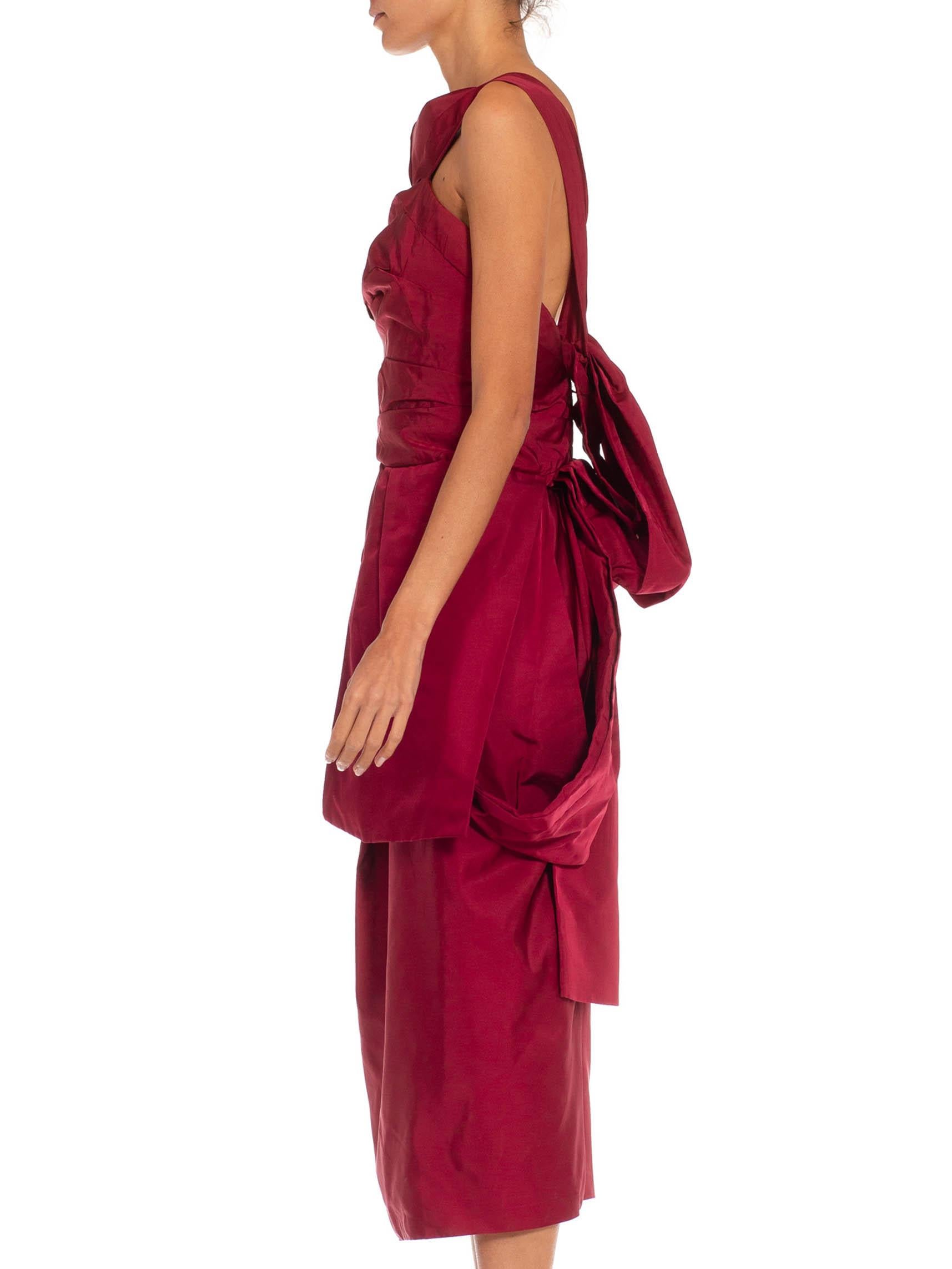 2000S Marc Jacobs Burgundy Silk Taffeta Cocktail Dress In Excellent Condition For Sale In New York, NY