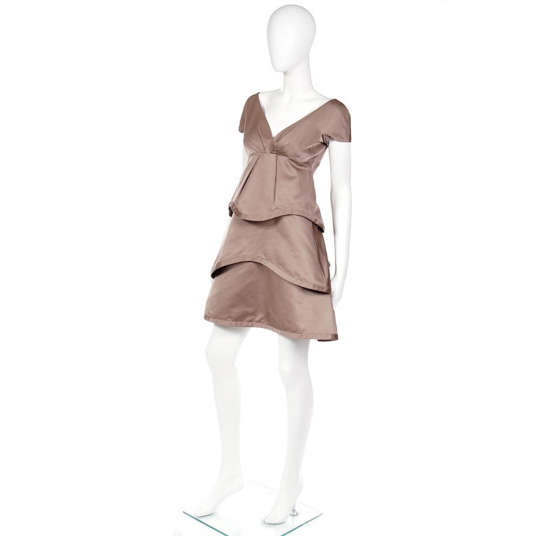 2000s Marc Jacobs Toffee Brown Cotton & Silk Tiered Party Dress In Excellent Condition For Sale In Portland, OR
