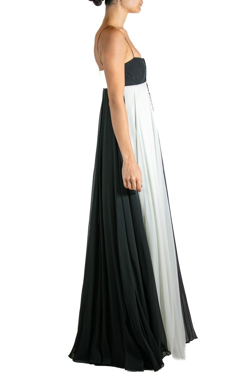 2000S MARCHESA Black & White Beaded Gown As-Is In Good Condition For Sale In New York, NY
