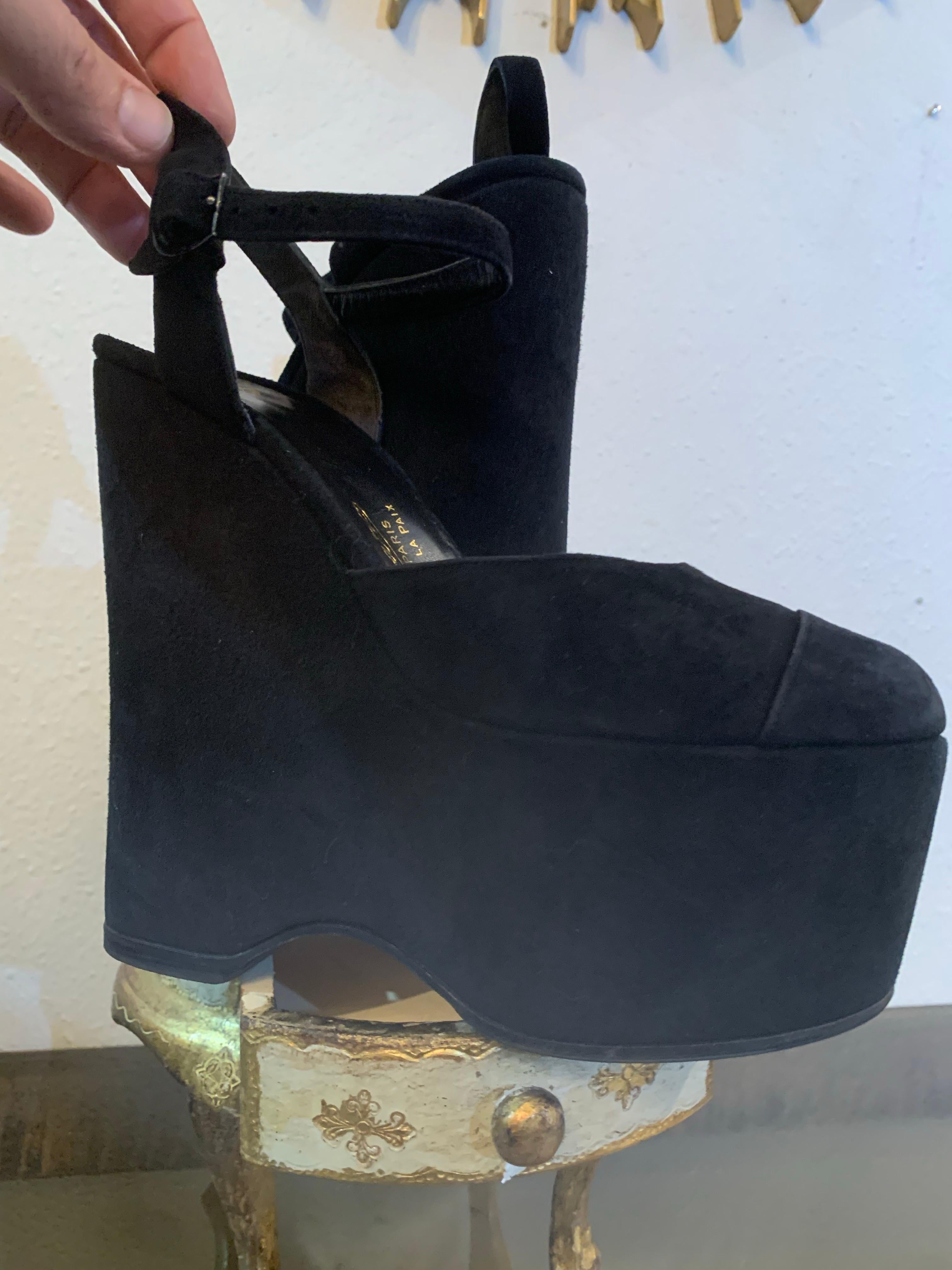 2000s Massaro - Paris Black Suede Wedge-Heel Platform w Ankle Straps For Sale 9