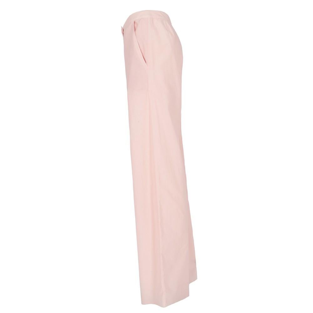 Miu Miu pink cotton blend straight-cut trousers. Welt pockets and concealed front zip and hook fastening.

Years: 2000s
Made in Italy
Size: 42 IT

Flat measurements
Height: 109 cm
Waist: 35 cm
Inseam: 86 cm
