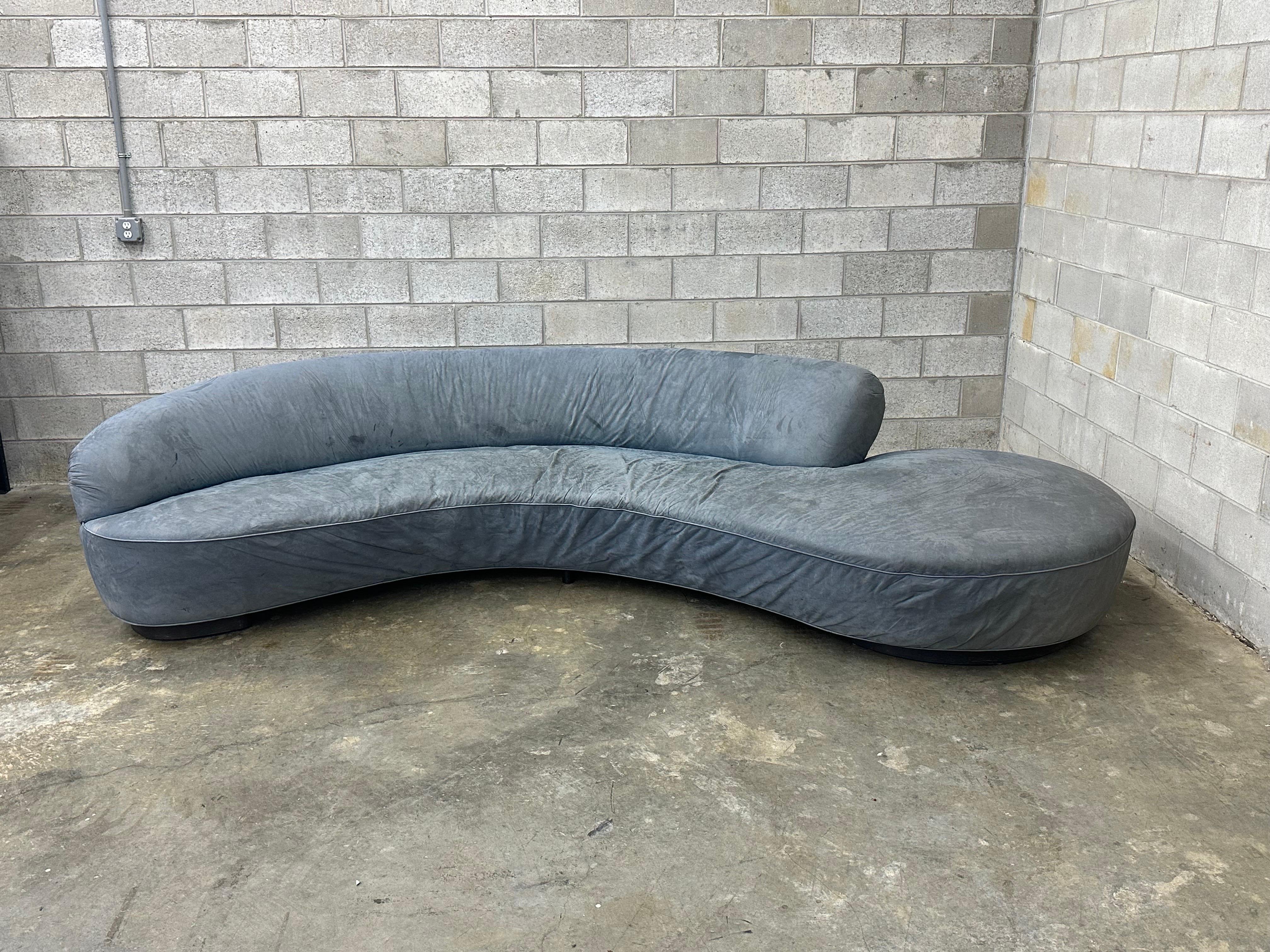 American 2000s Monumental Vladimir Kagan Serpentine Sofa For Sale