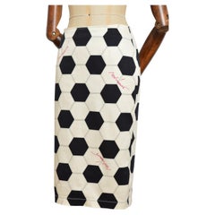 2000's Moschino Fußball Fußball-Muster Hoch taillierter Bleistiftrock
