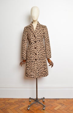 2000’s Moschino Leopard Print Long Tailored Animal Blazer Jacket - Padded Coat