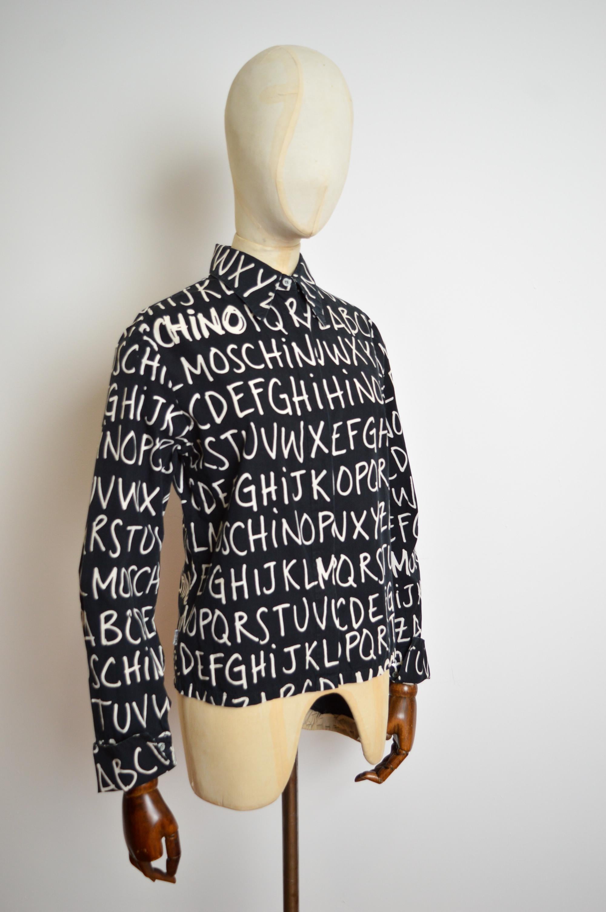 2000's MOSCHINO off key Alphabet print Black Cotton long sleeve pattern Shirt en vente 10