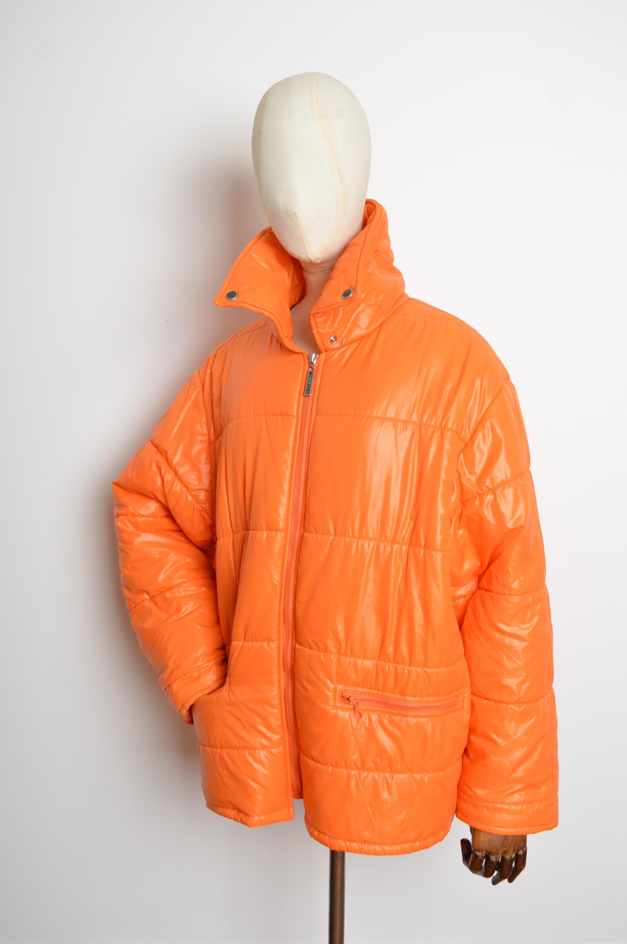 2000's MOSCHINO Orange Oversized Colourful Unisex Logo Puffa Jacket Coat en vente 2