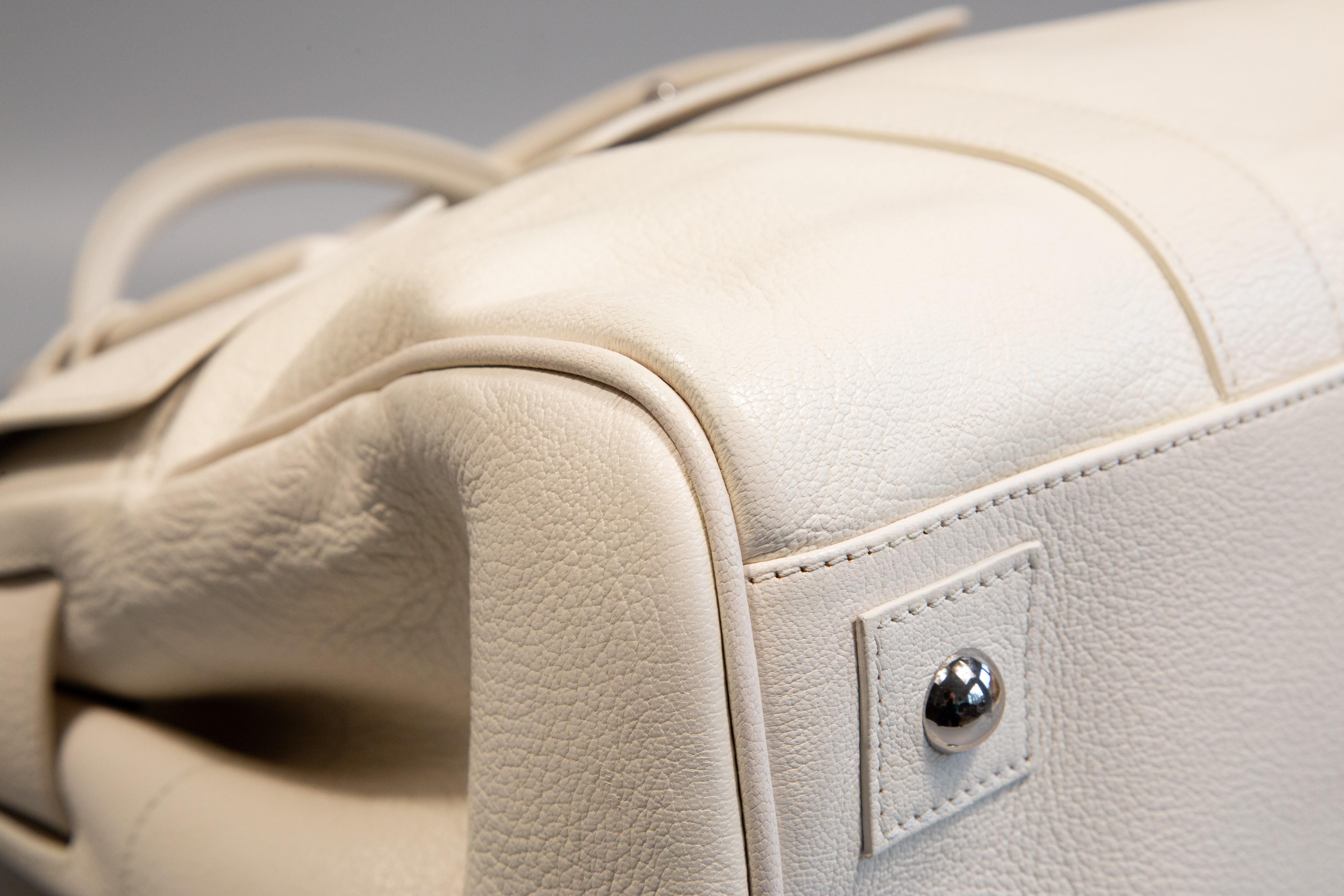 2000s Mulberry Bayswater Handbag in White Leather 5