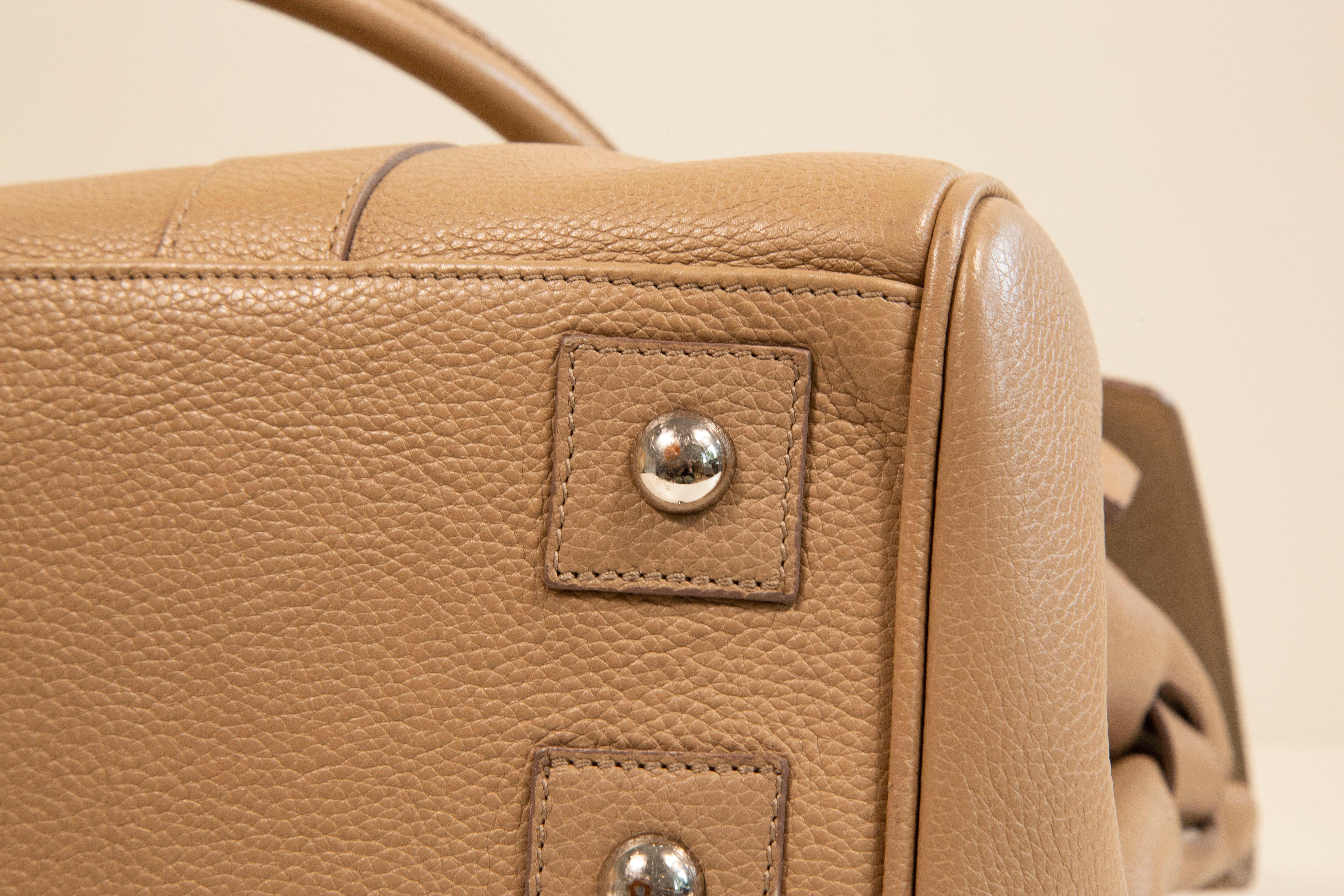 2000s Mulberry Beige Leather Bayswater Top Handle Bag For Sale 6