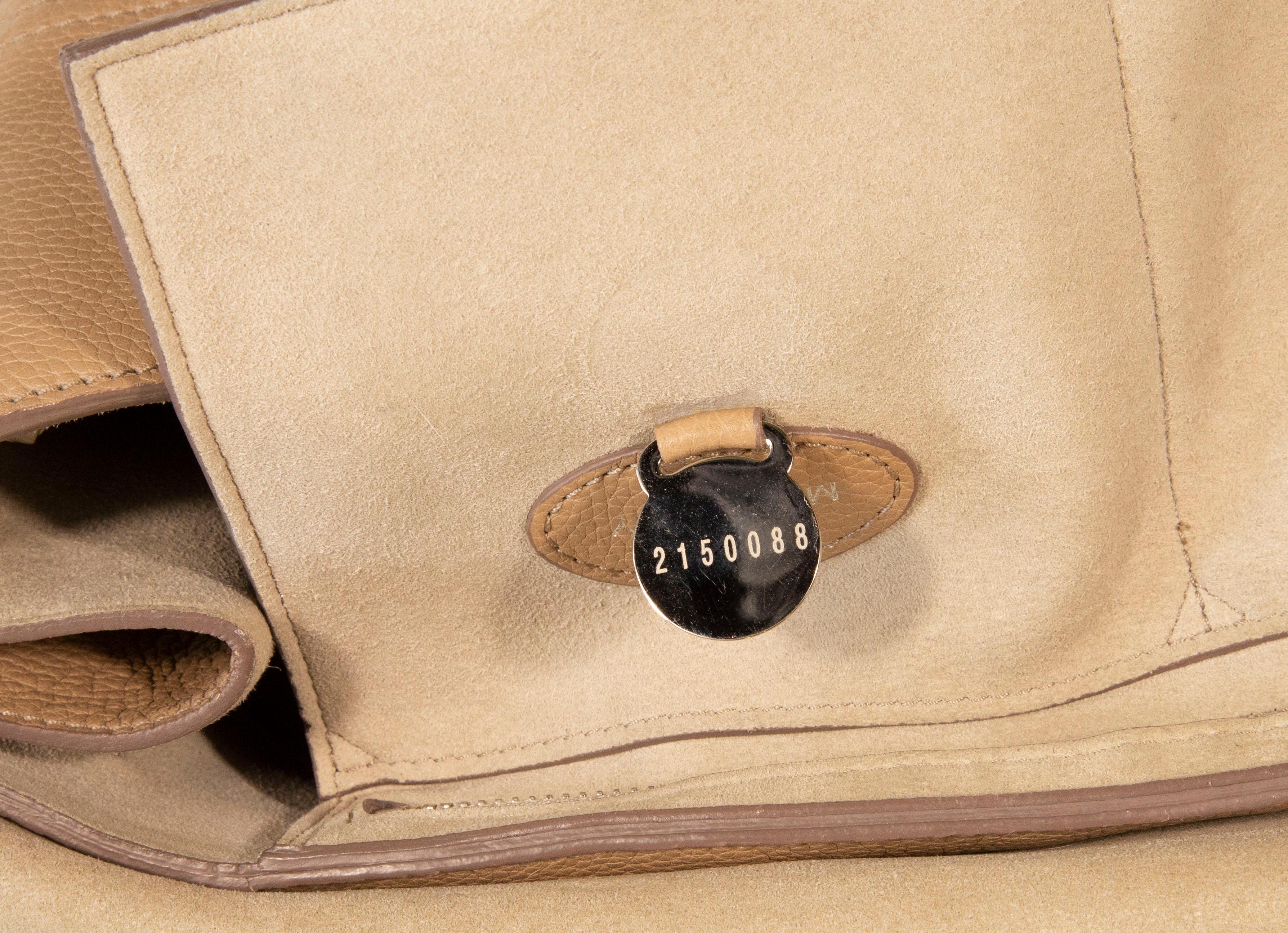2000s Mulberry Beige Leather Bayswater Top Handle Bag For Sale 14