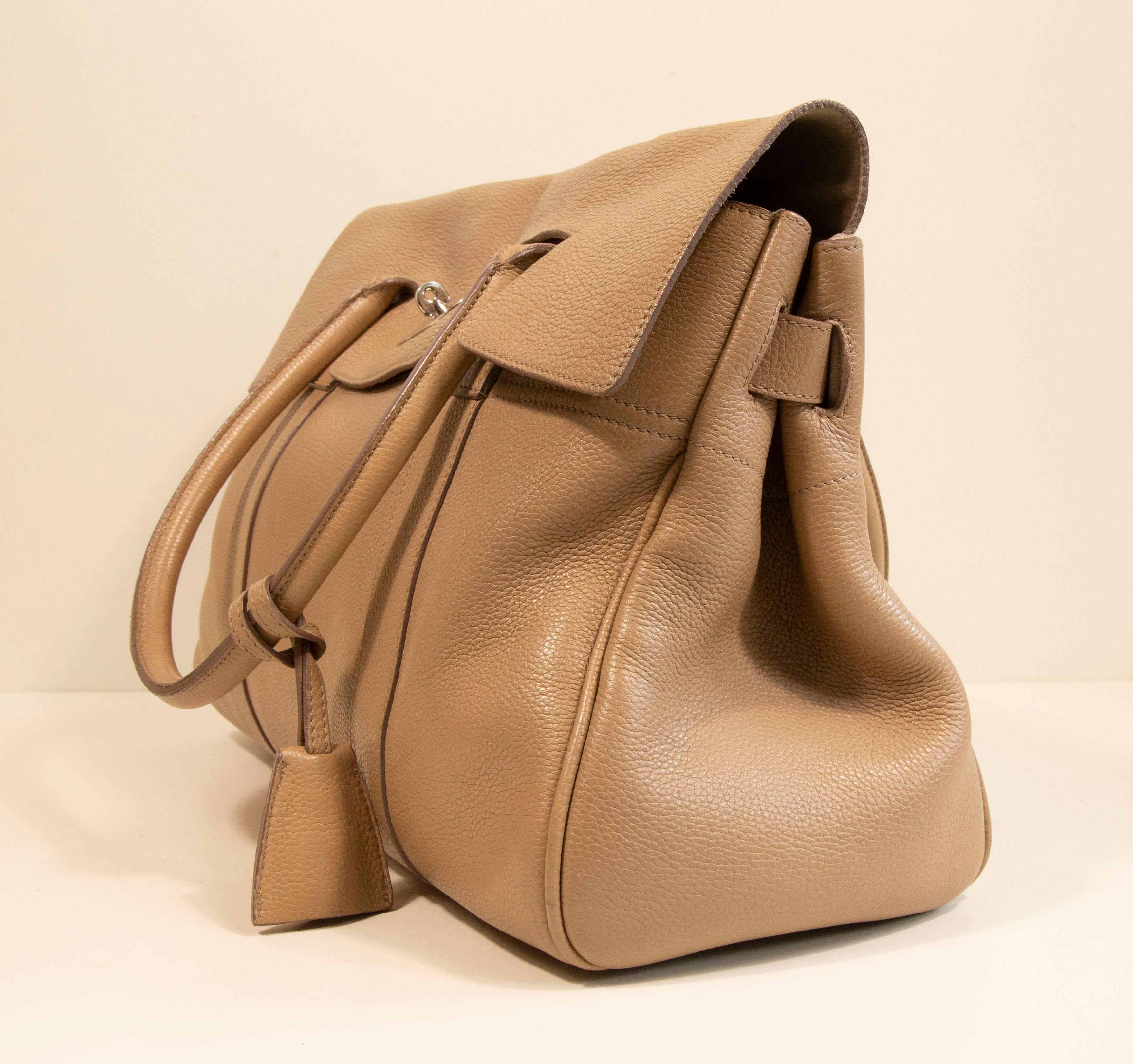 2000s Mulberry Beige Leather Bayswater Top Handle Bag In Good Condition For Sale In Arnhem, NL