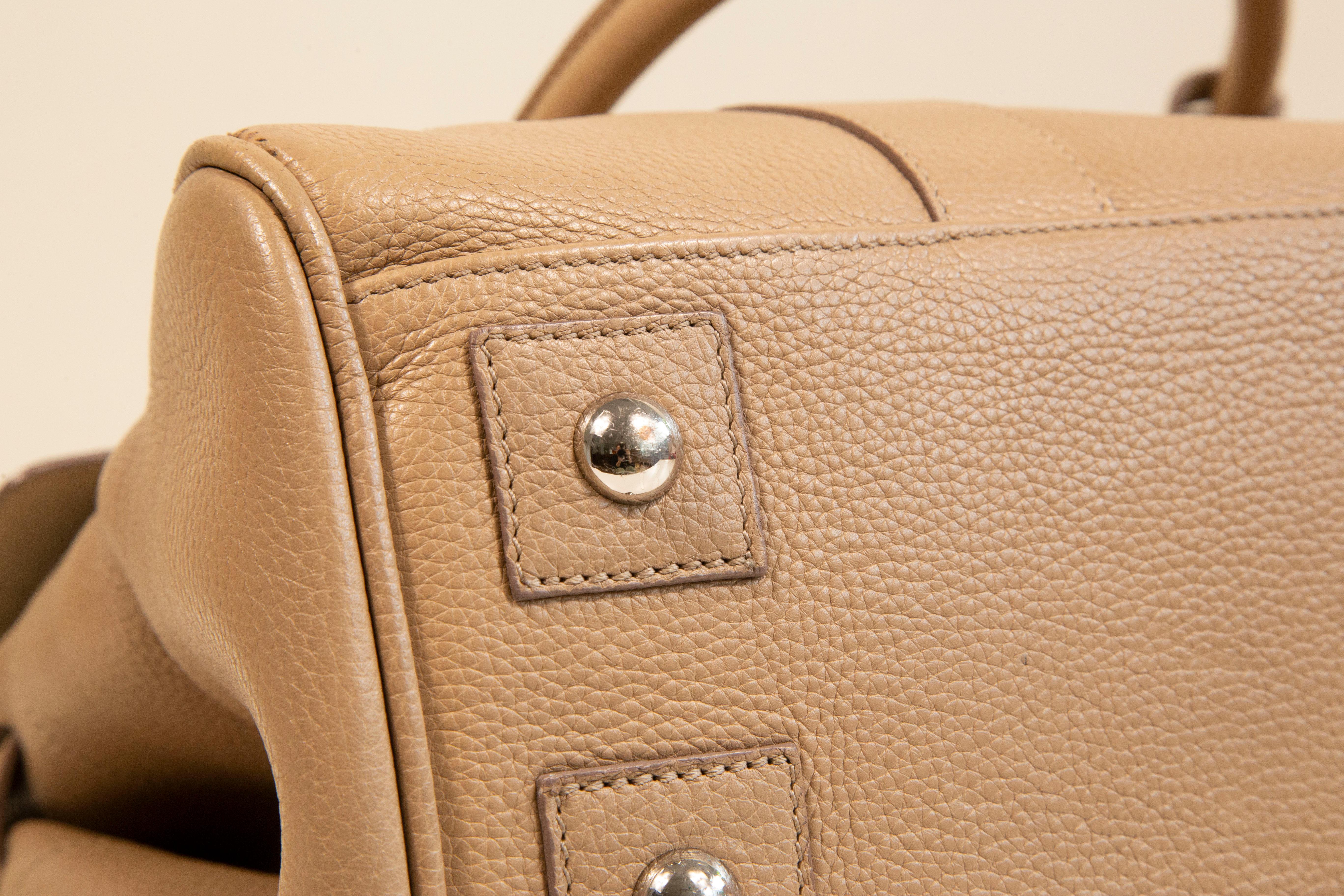 2000s Mulberry Beige Leather Bayswater Top Handle Bag For Sale 5