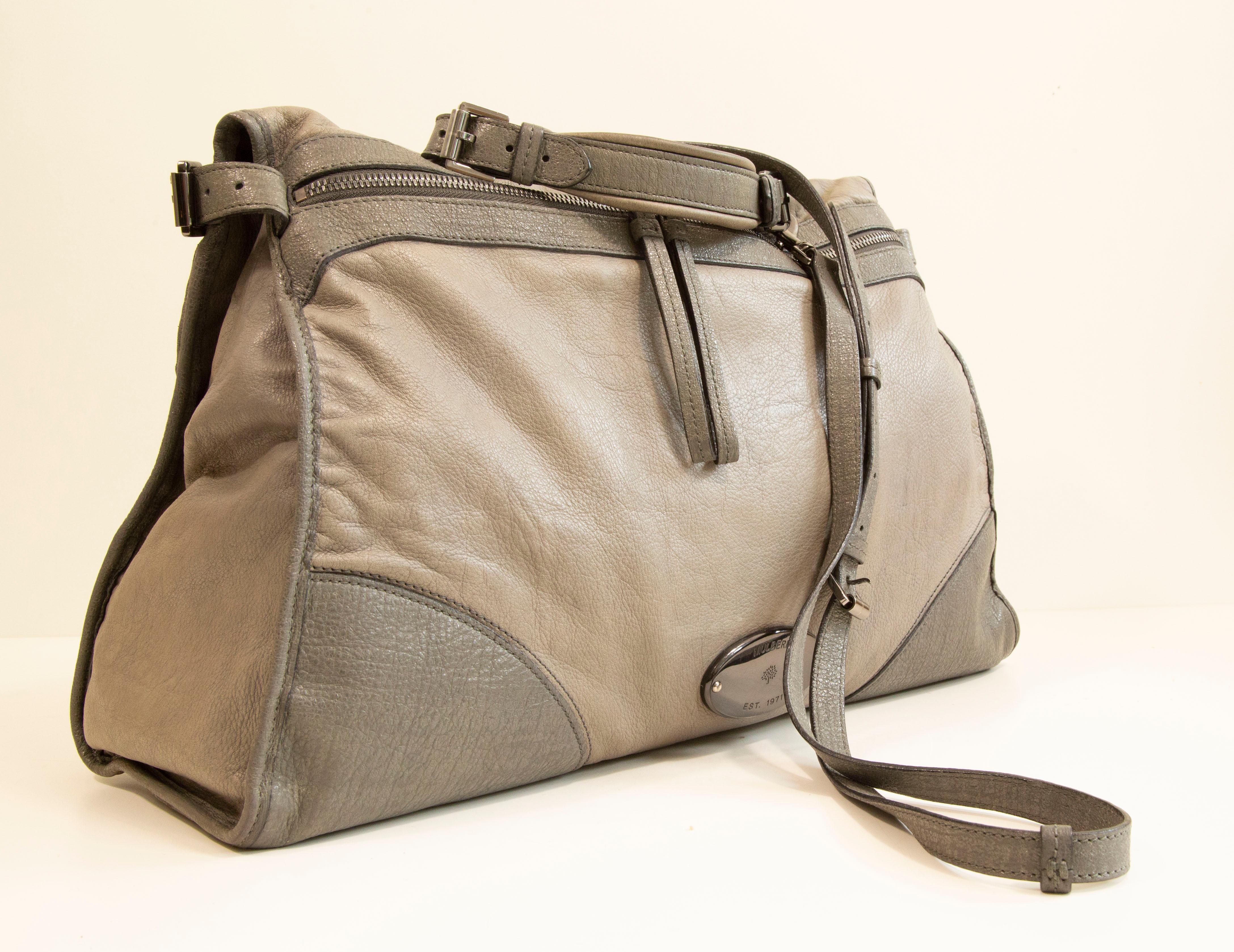 2000s Mulberry Gray Leather Large 2-Way Bag Shoulder Bag Top Handle Bag In Good Condition For Sale In Arnhem, NL