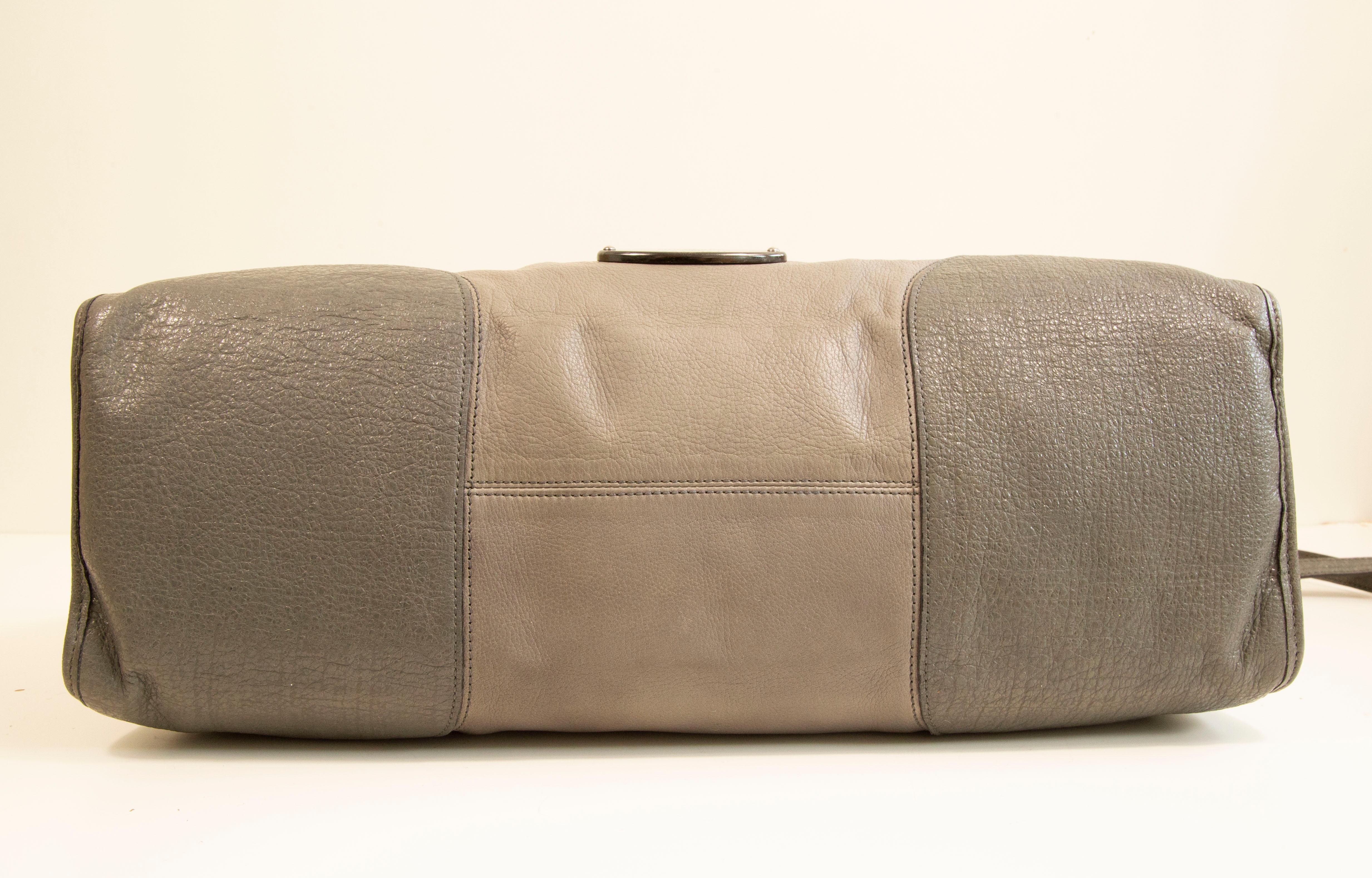 Women's or Men's 2000s Mulberry Gray Leather Large 2-Way Bag Shoulder Bag Top Handle Bag For Sale