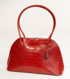 Schultertasche aus Leder mit Krokodilprägung in Mulberry-Rot aus den 2000er Jahren