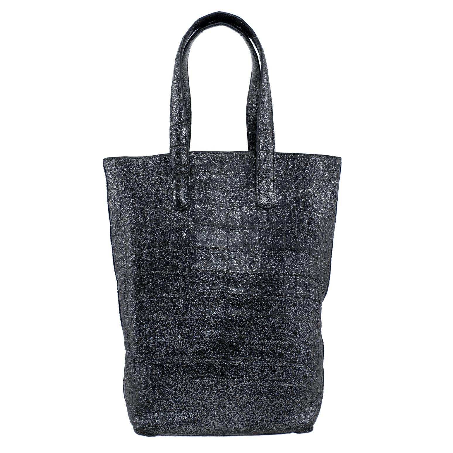 2000s Nancy Gonzalez Small Black and Silver Anthracite Tote In Good Condition In Toronto, Ontario