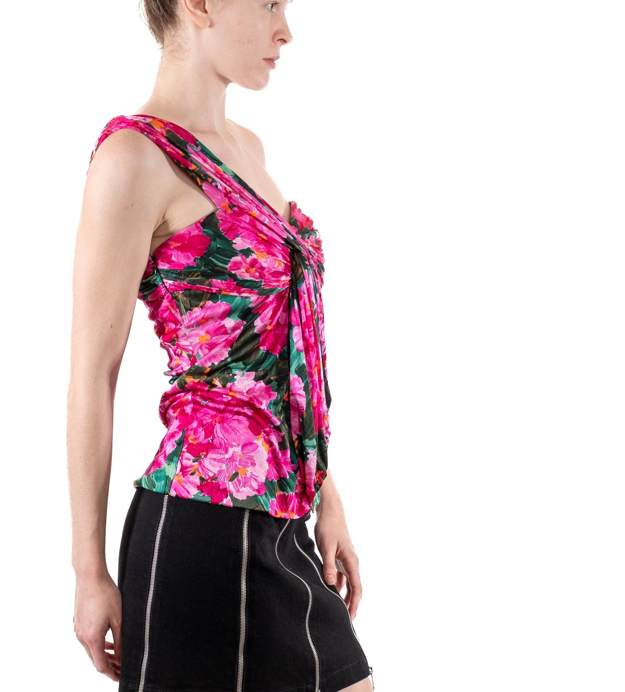 2000S Nicolas Ghesquiere Balenciaga Top en jersey rose vif à fleurs en rayonne mélangée en vente 3