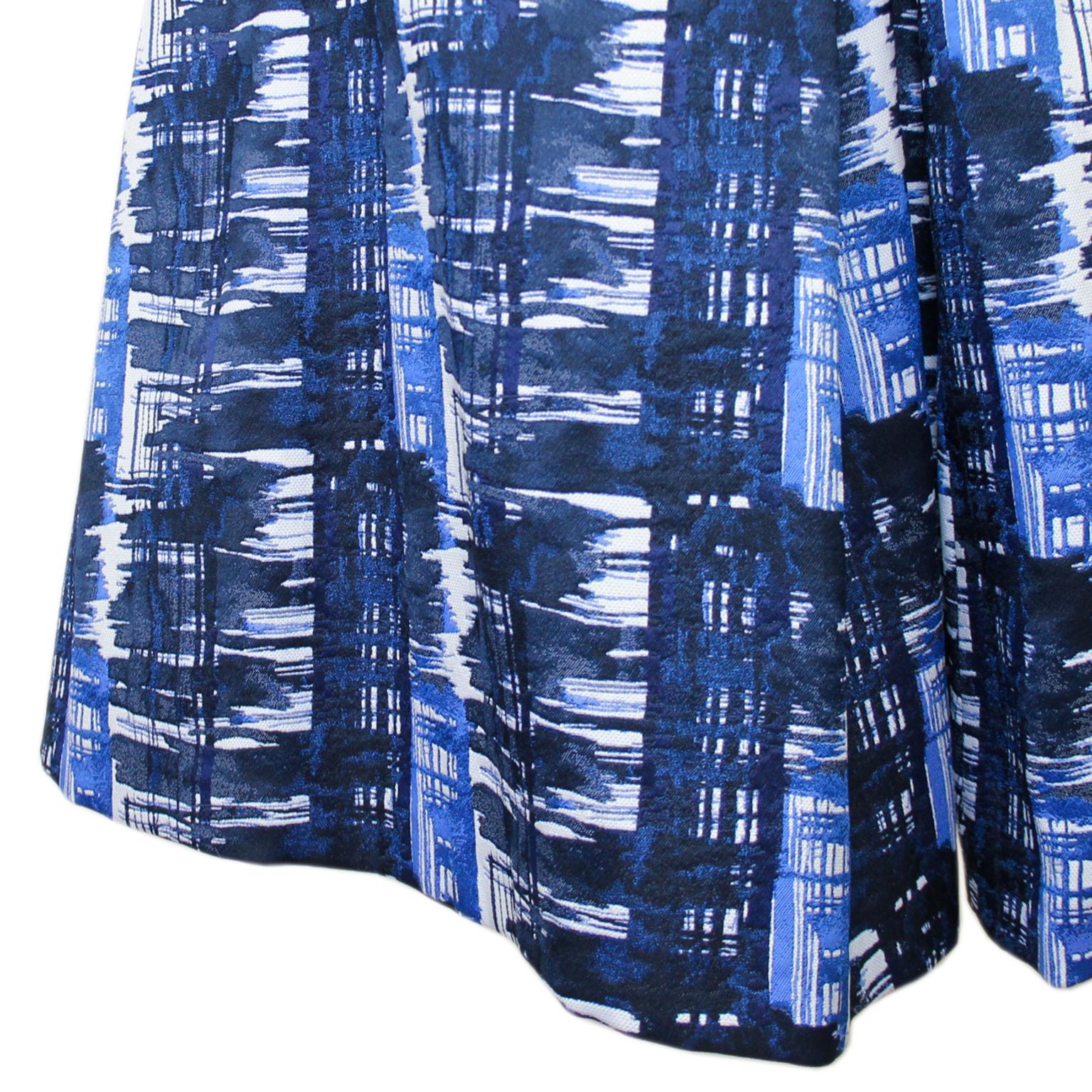 Women's 2000s Oscar De La Renta Blue Abstract Skirt For Sale
