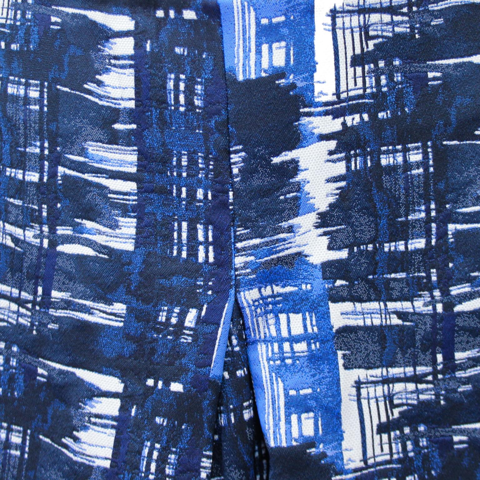 2000s Oscar De La Renta Blue Abstract Skirt For Sale 1