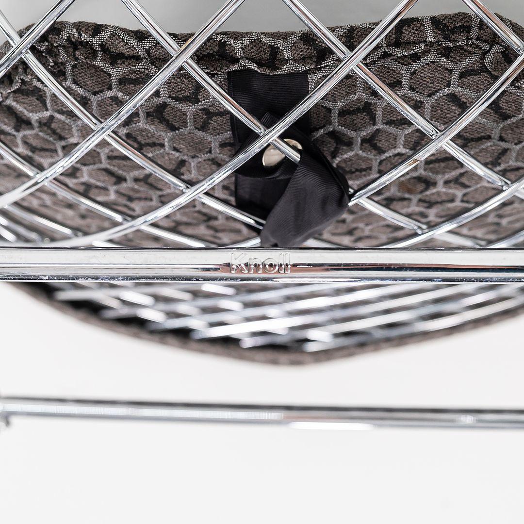 Pareja de tumbonas Harry Bertoia Diamond tamaño infantil c/colchonetas de asiento de los años 2000 en venta 3