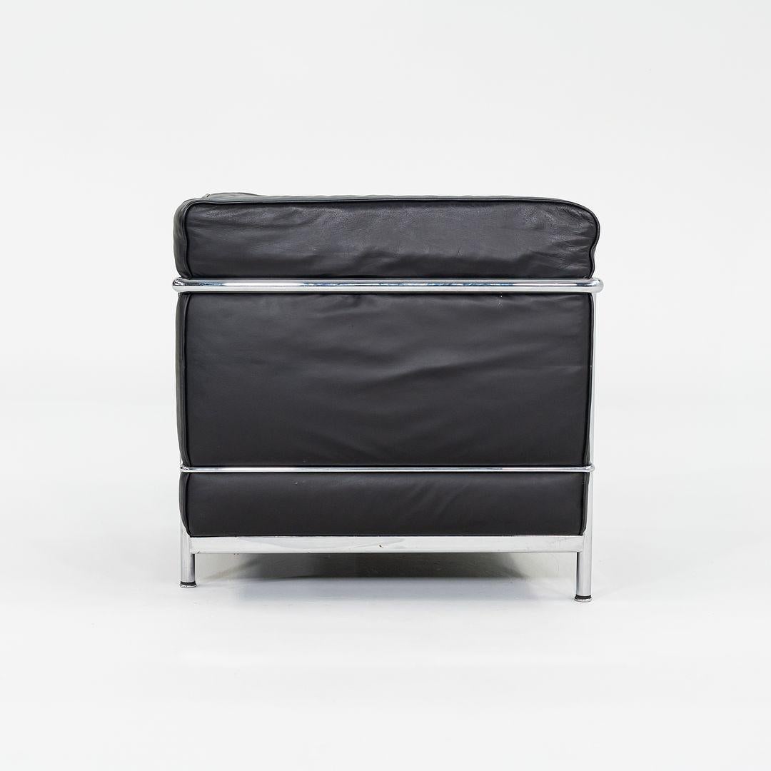 Acier Paire de chaises longues LC2 Petit Modèle Le Corbusier, Jeanneret, Perriand, années 2000 en vente