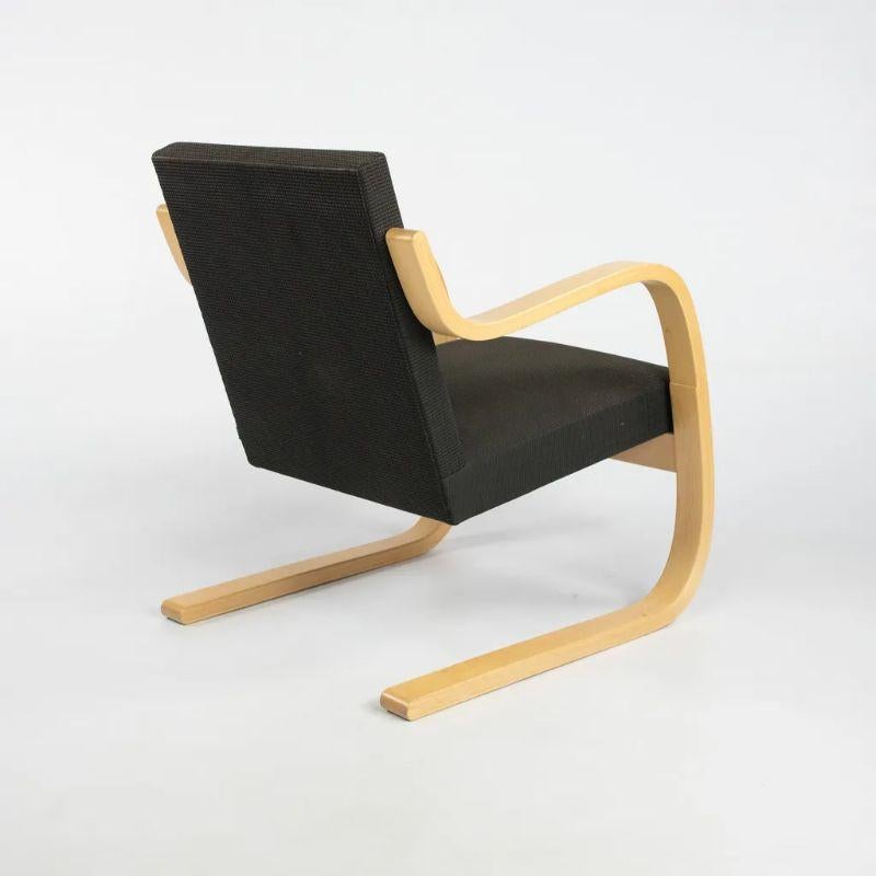 2000s Pair of Model 402 Lounge Chairs by Aino & Alvar Aalto for Artek For Sale 3