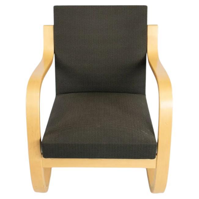 2000s Pair of Model 402 Lounge Chairs by Aino & Alvar Aalto for Artek For Sale