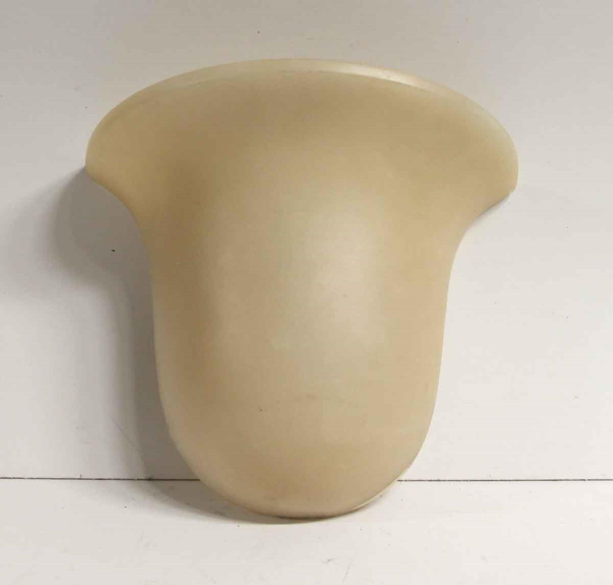 2000s Pair of Modern Alabaster Beige and Tan Wall Sconces In Good Condition In New York, NY