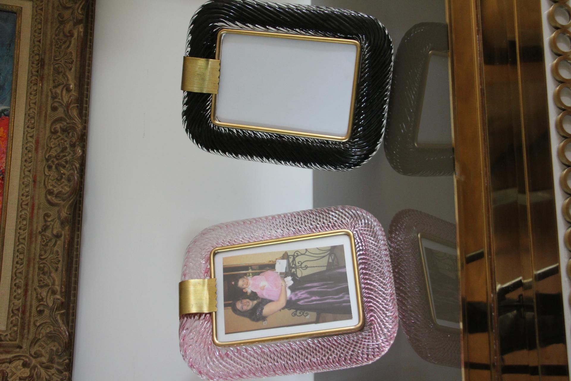 Cadre photo torsadé rose des années 2000 en verre de Murano et laiton de Barovier e Toso en vente 6