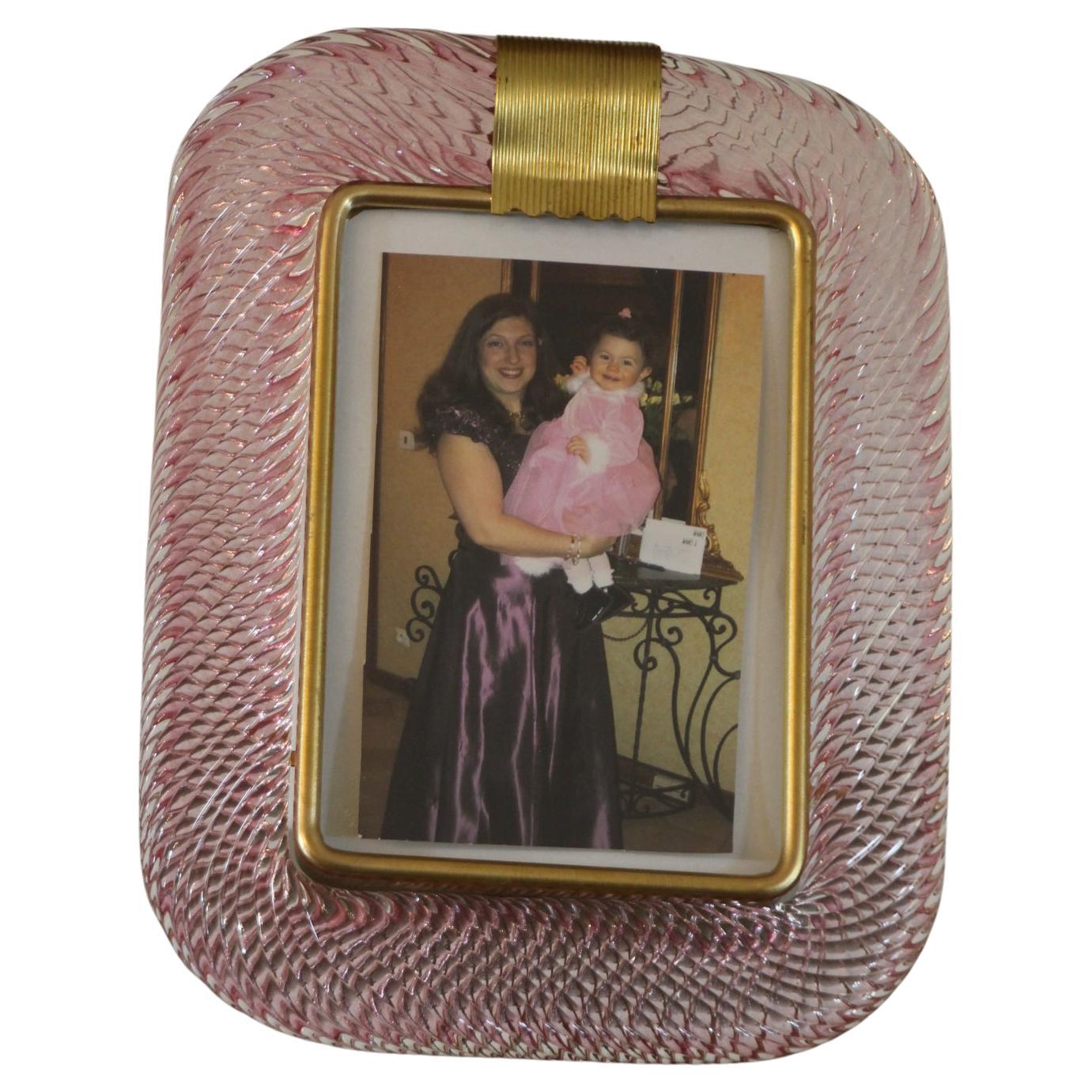 Portafoto in ottone e vetro di Murano rosa ritorto del 2000 di Barovier&Toso