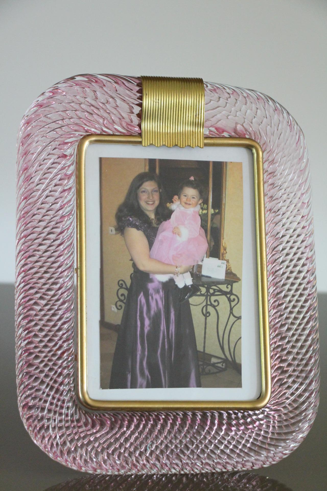 2000's Pink Twisted Murano Glass and Brass Photo Frame by Barovier e Toso For Sale 5