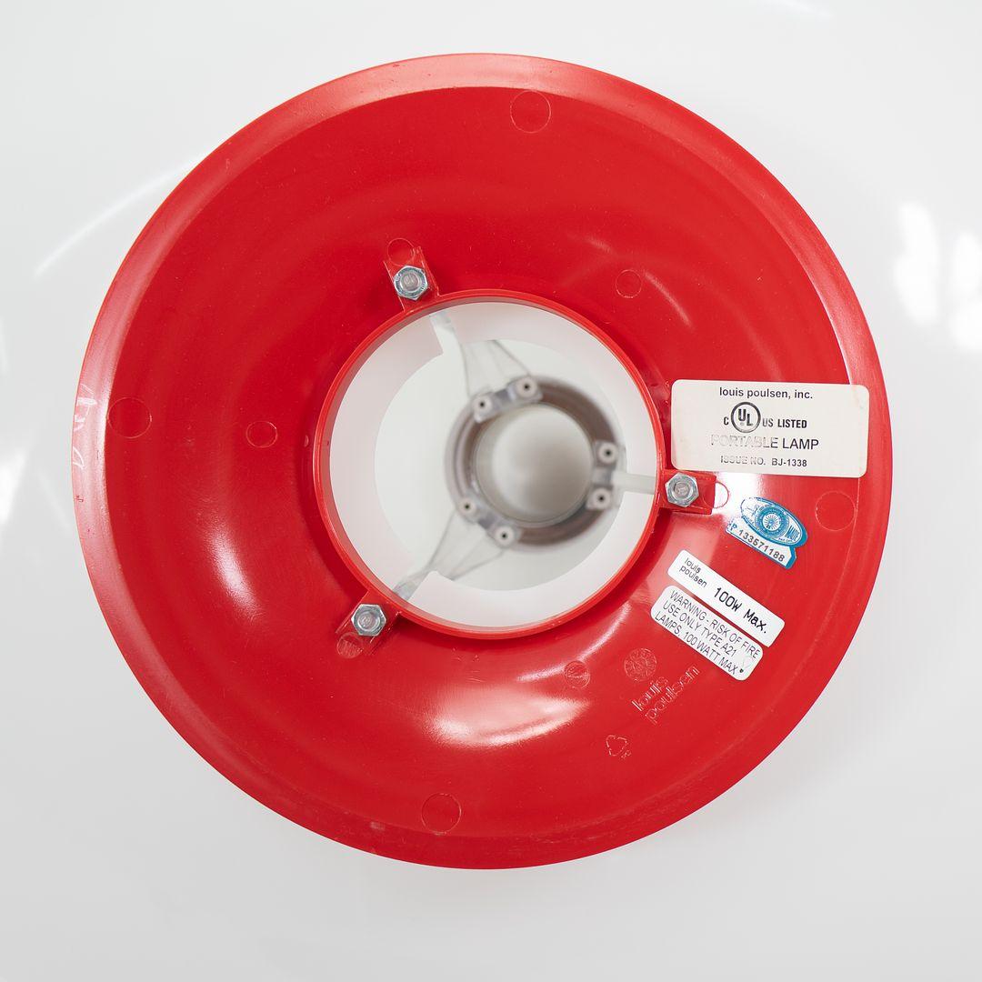 2000s Poul Henningsen para Louis Poulsen PH80 Lámpara de pie con acento rojo en venta 3