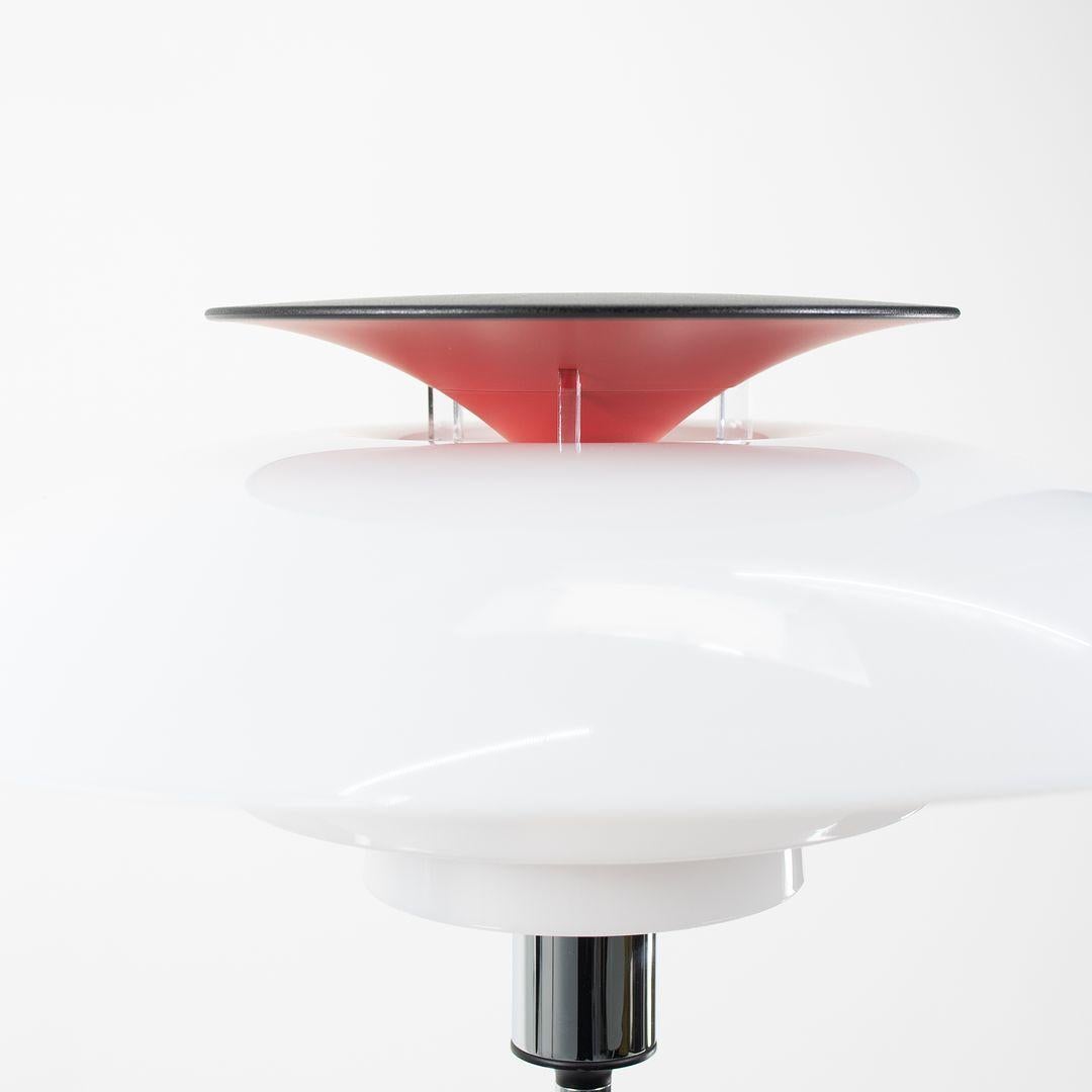 2000s Poul Henningsen para Louis Poulsen PH80 Lámpara de pie con acento rojo Acero en venta
