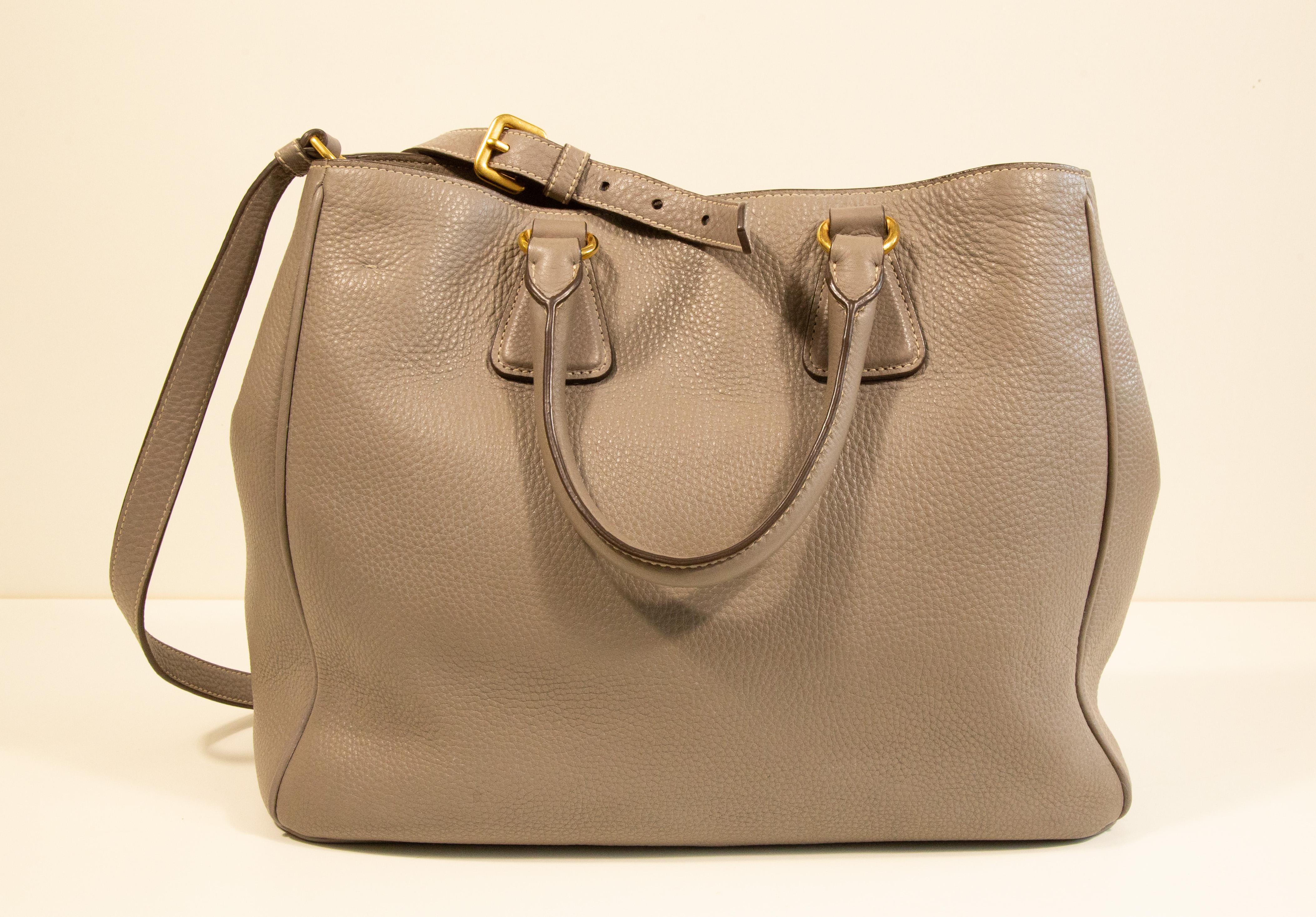 Women's or Men's 2000s Prada 2 Way Top Handle/Shoulder Bag in Gray Leather For Sale