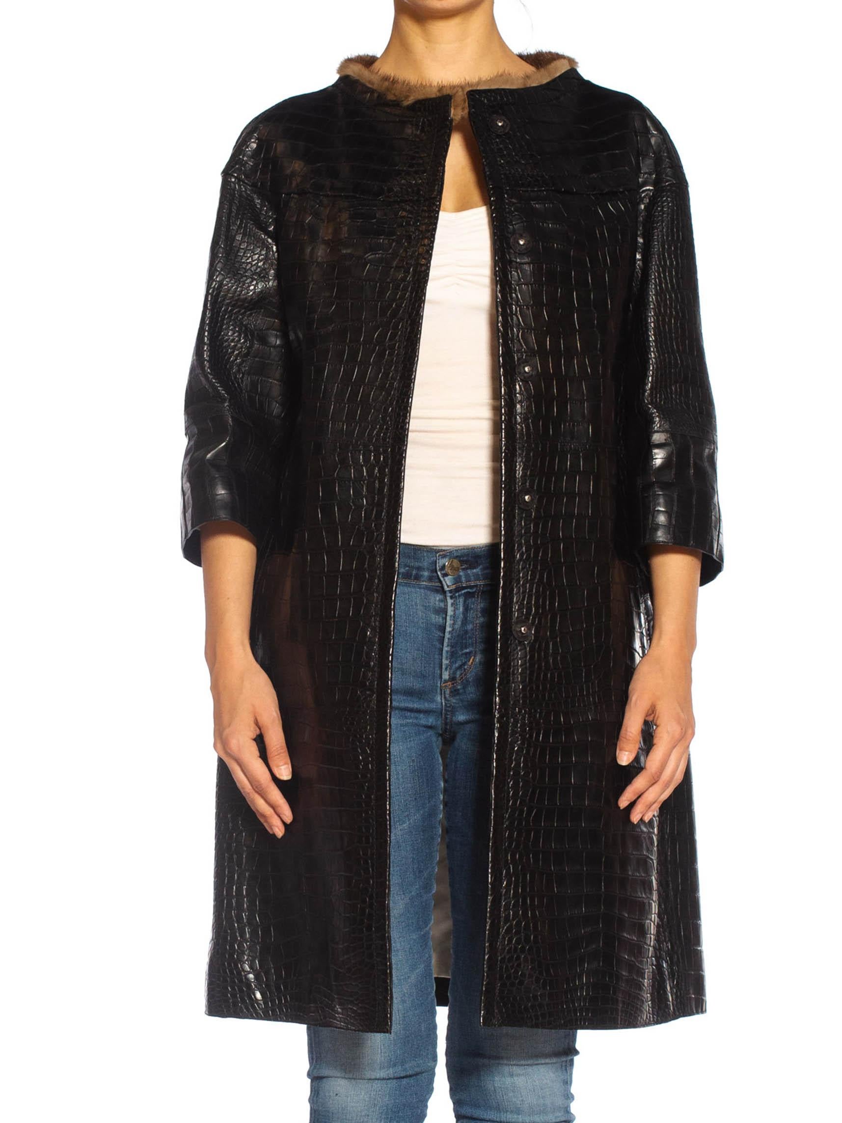 PRADA Manteau droit en cuir d'alligator noir des années 60 avec bordure en vison, années 2000 Pour femmes en vente