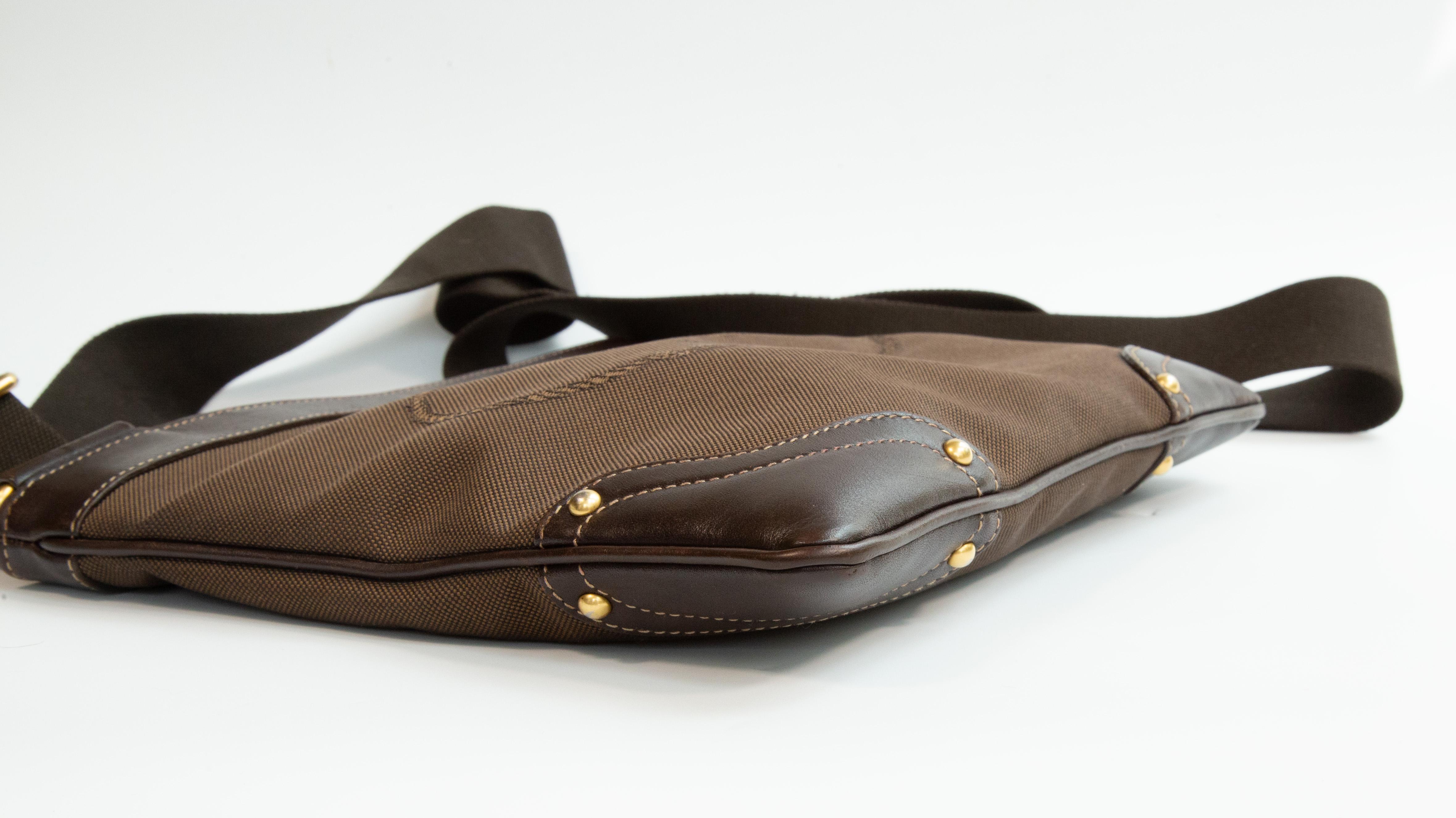 2000s Prada Brown Canvas and Leather Crossbody Bag en vente 6