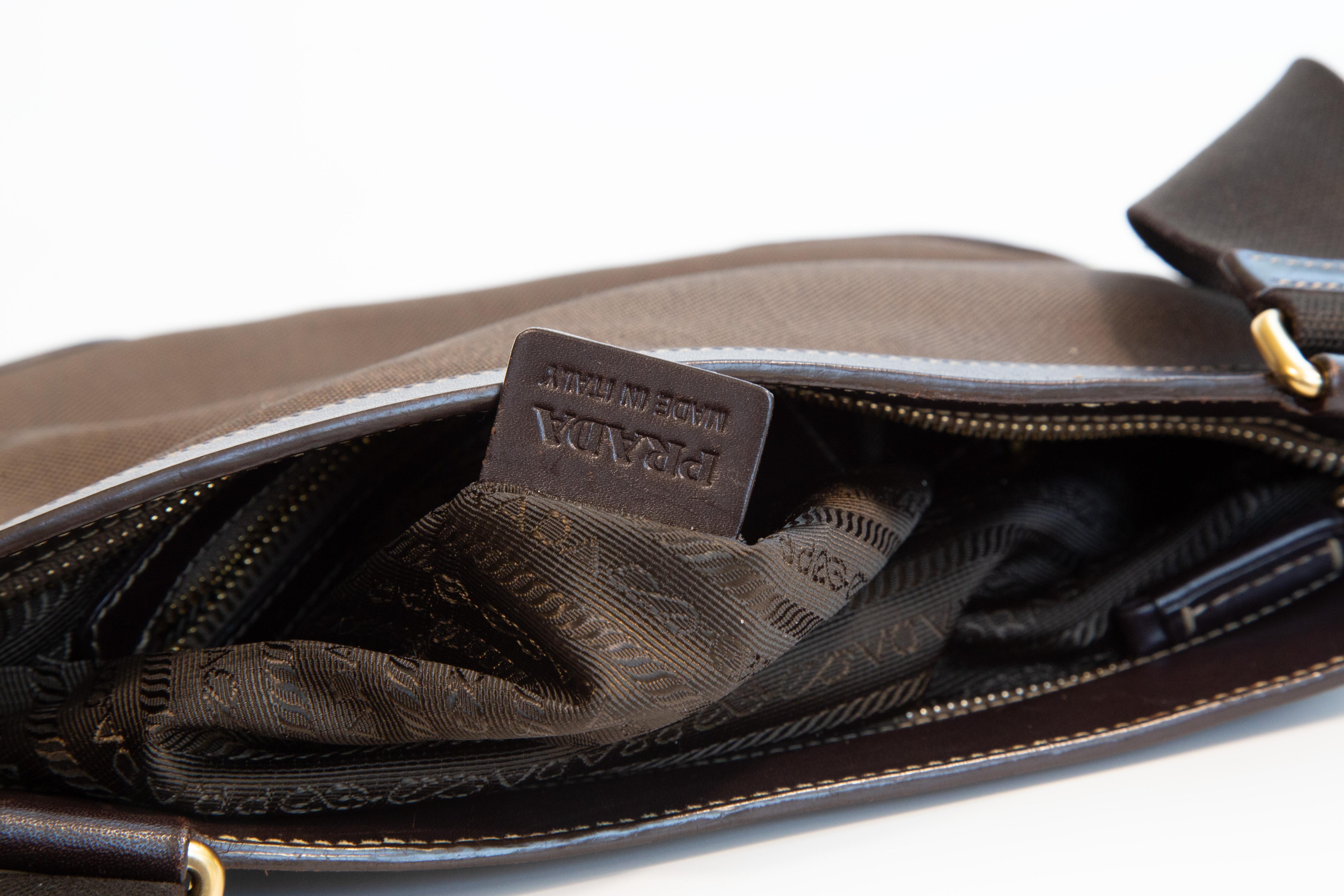 2000s Prada Brown Canvas and Leather Crossbody Bag en vente 1