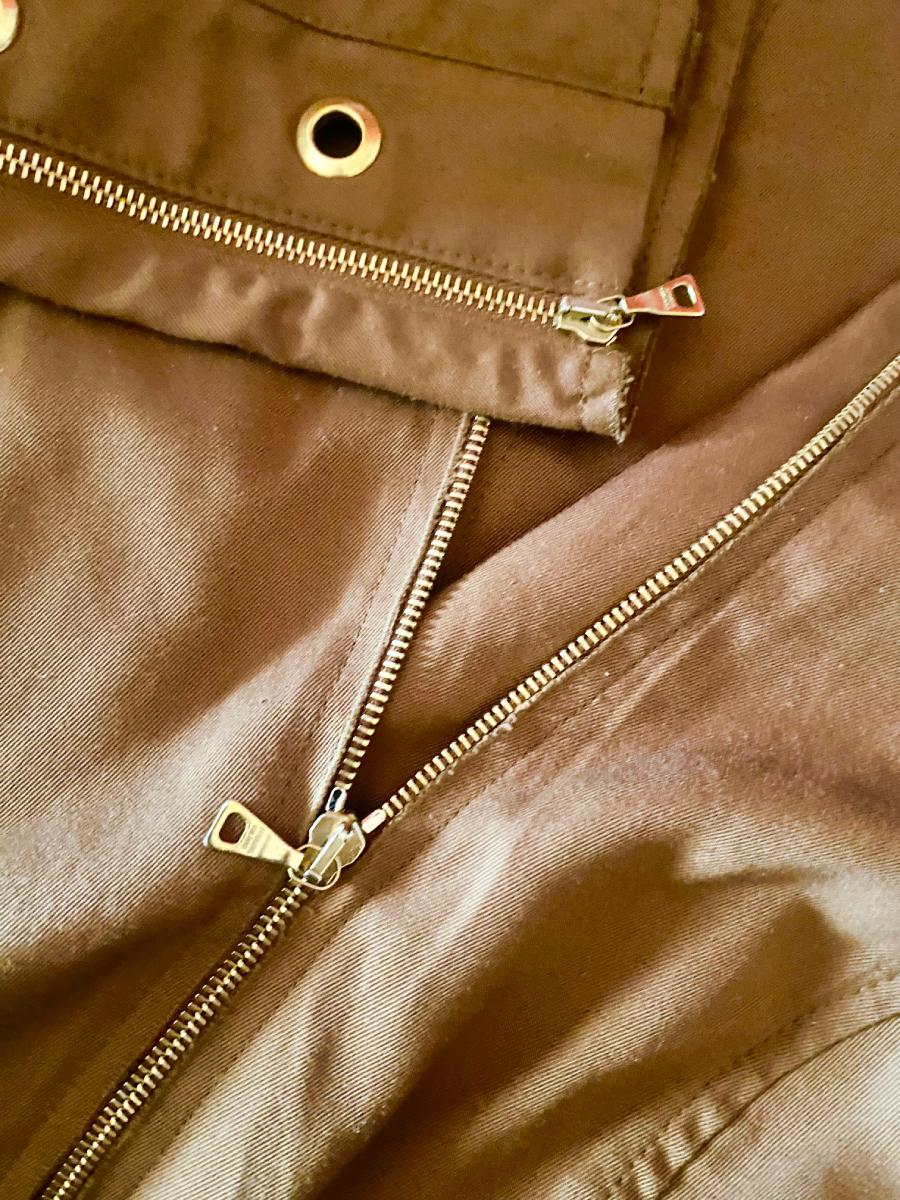 2000s Prada Brown Tobacco Cotton Cropped Goldware Jacket For Sale 2