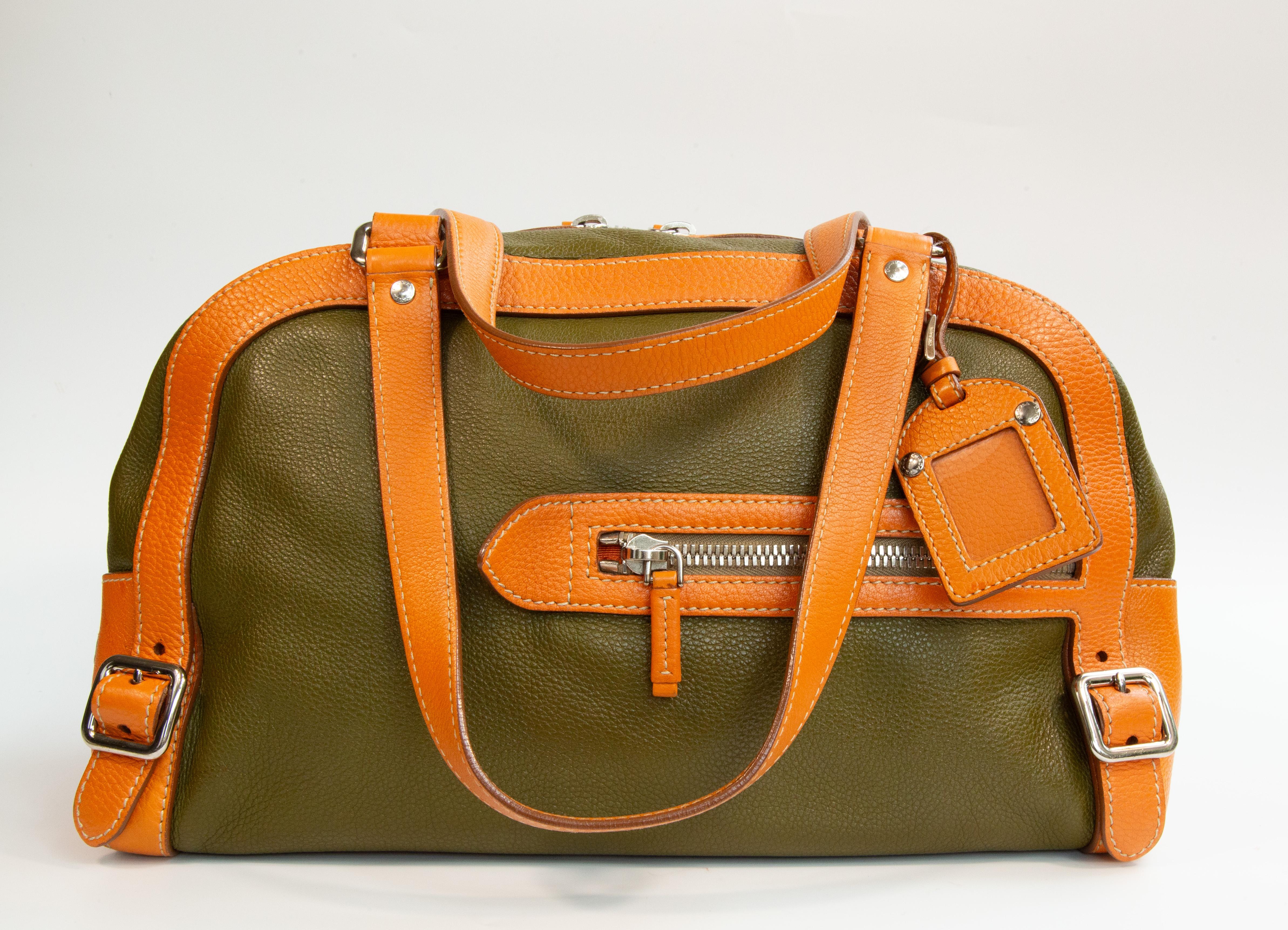 2000s Prada Green and Orange Leather Shoulder Bag For Sale 6