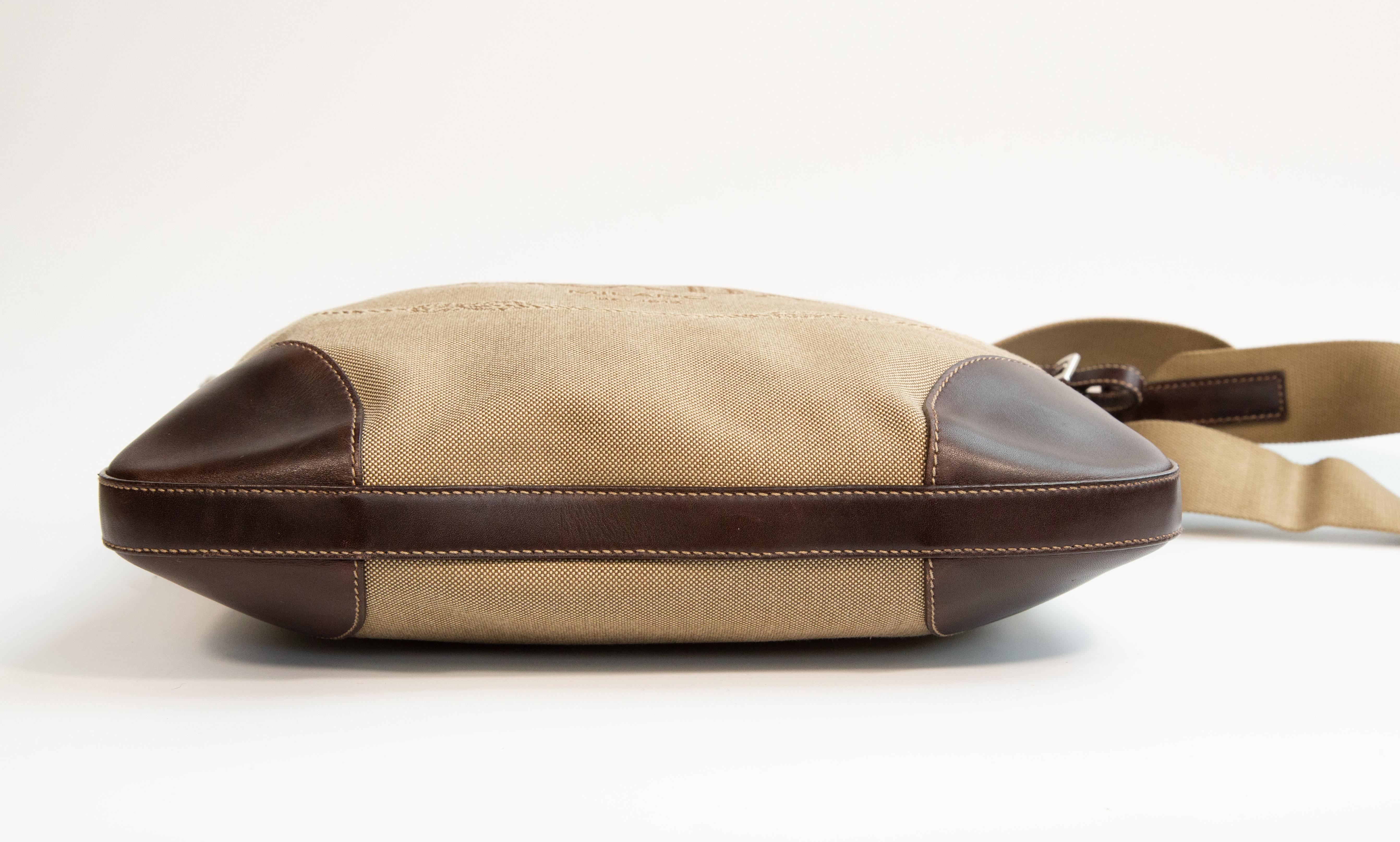 Borsa a tracolla in pelle e Jaquard di Prada degli anni 2000 in vendita 6