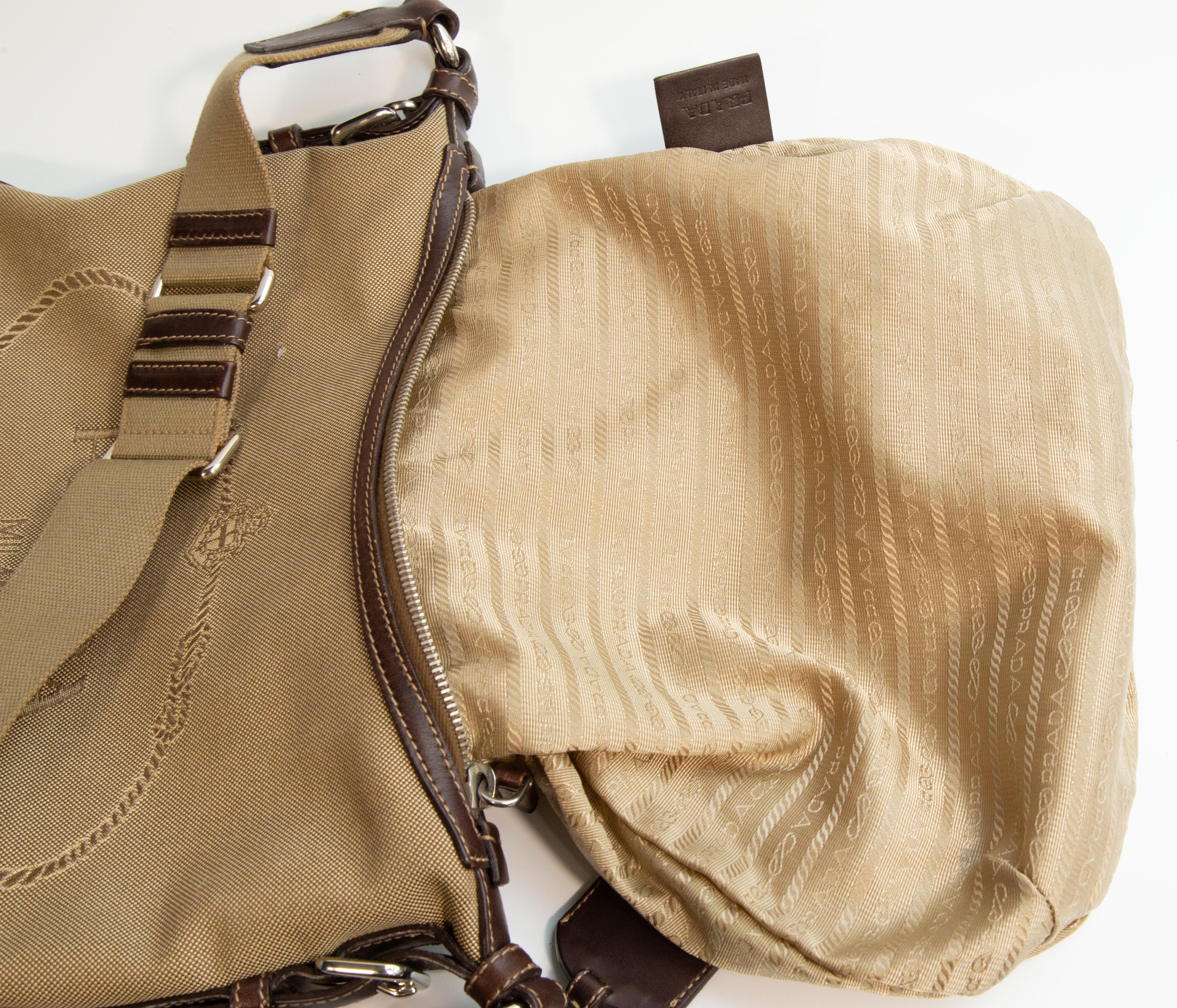 Borsa a tracolla in pelle e Jaquard di Prada degli anni 2000 in vendita 15